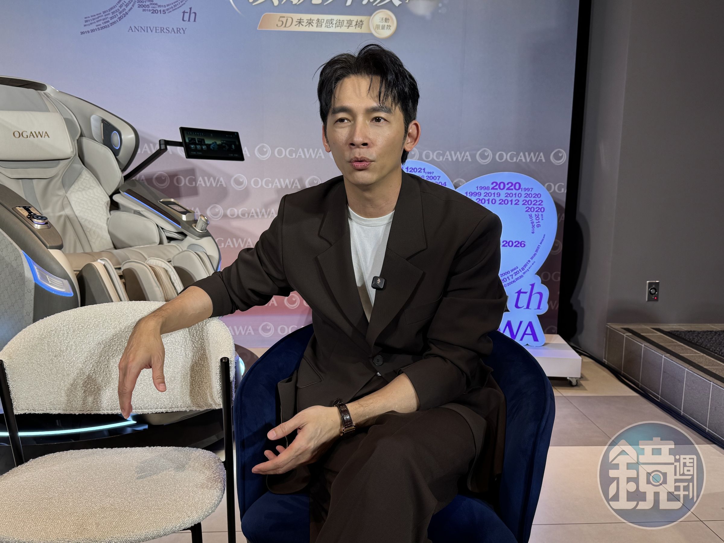 温昇豪為按摩椅品牌站台。