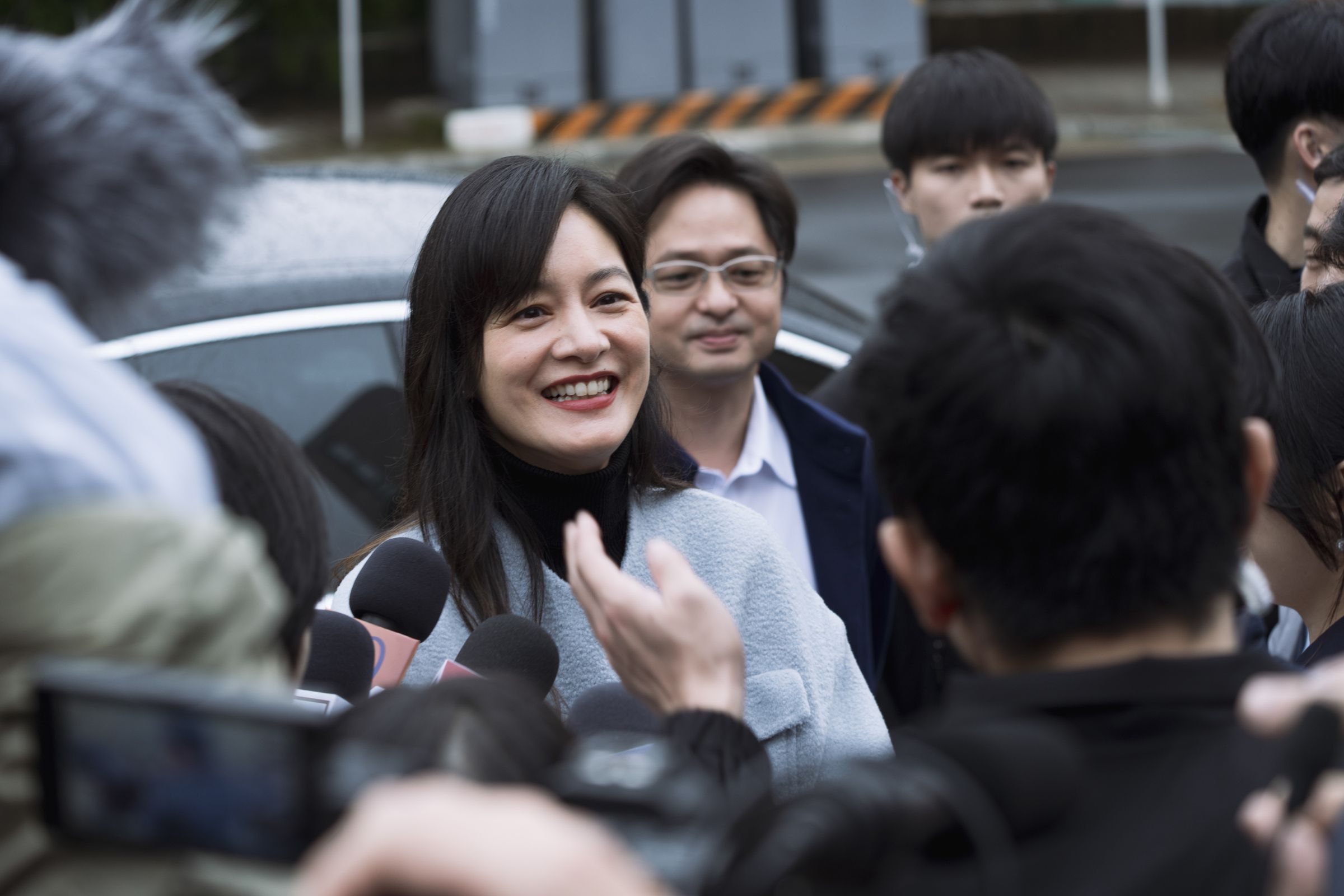 《零日攻擊》中Janet飾演新一代總統候選人。（牽猴子提供）