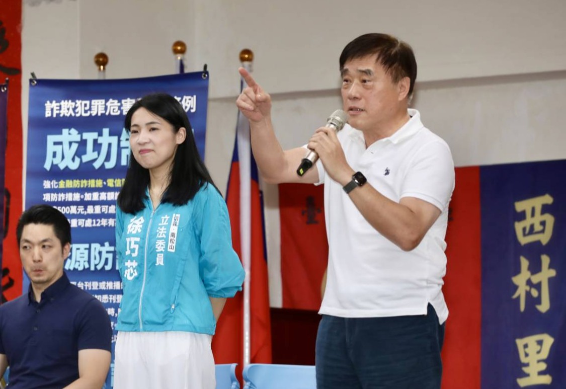 郝龍斌表態參選國民黨主席，預計明日將前往領表。（鏡報林煒凱）