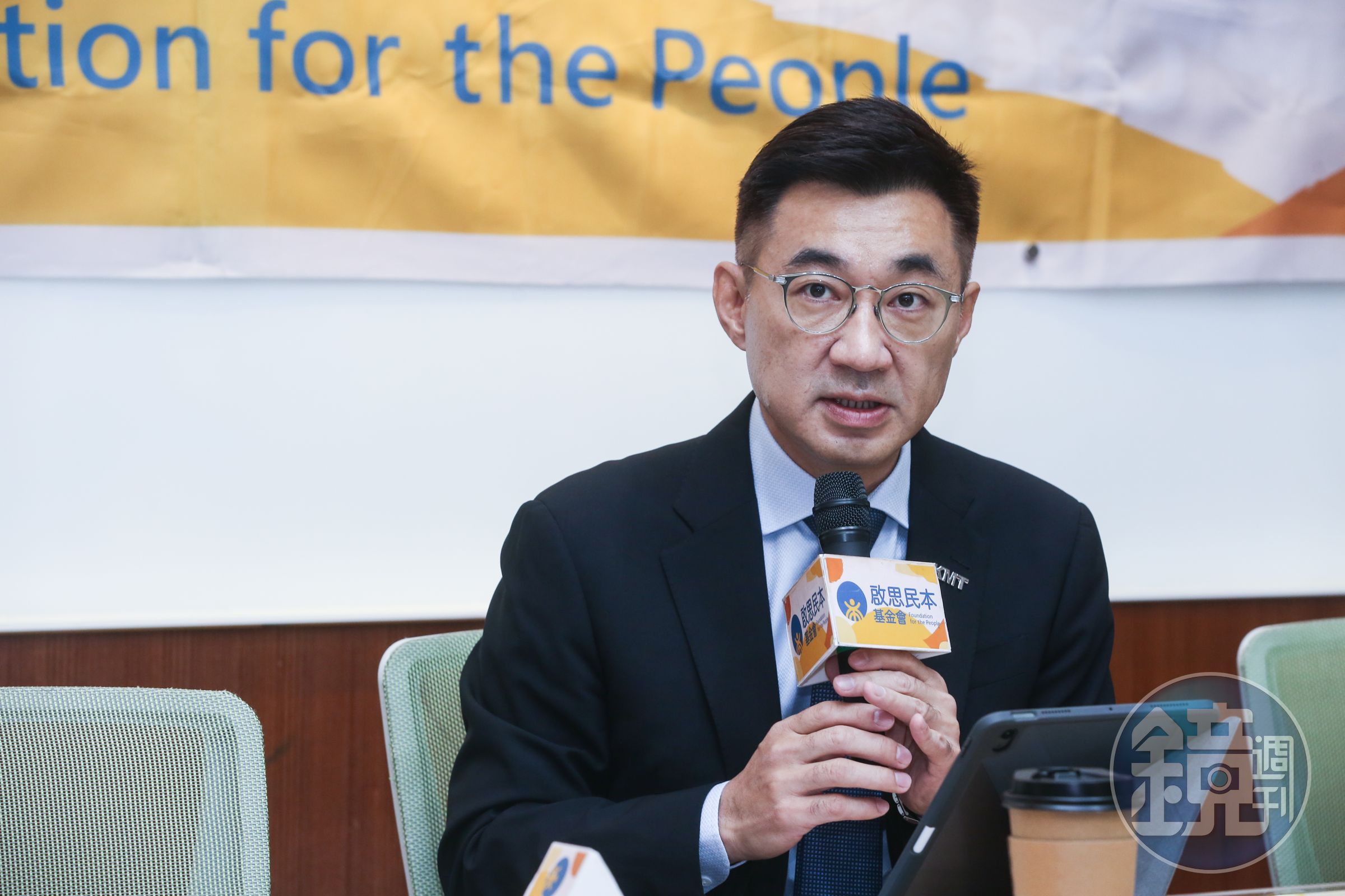 立法院副院長江啟臣與妻子劉姿伶共同申報了新台幣1,949萬3,372元的存款和新台幣49萬5,699元的有價證券。（本刊資料照）