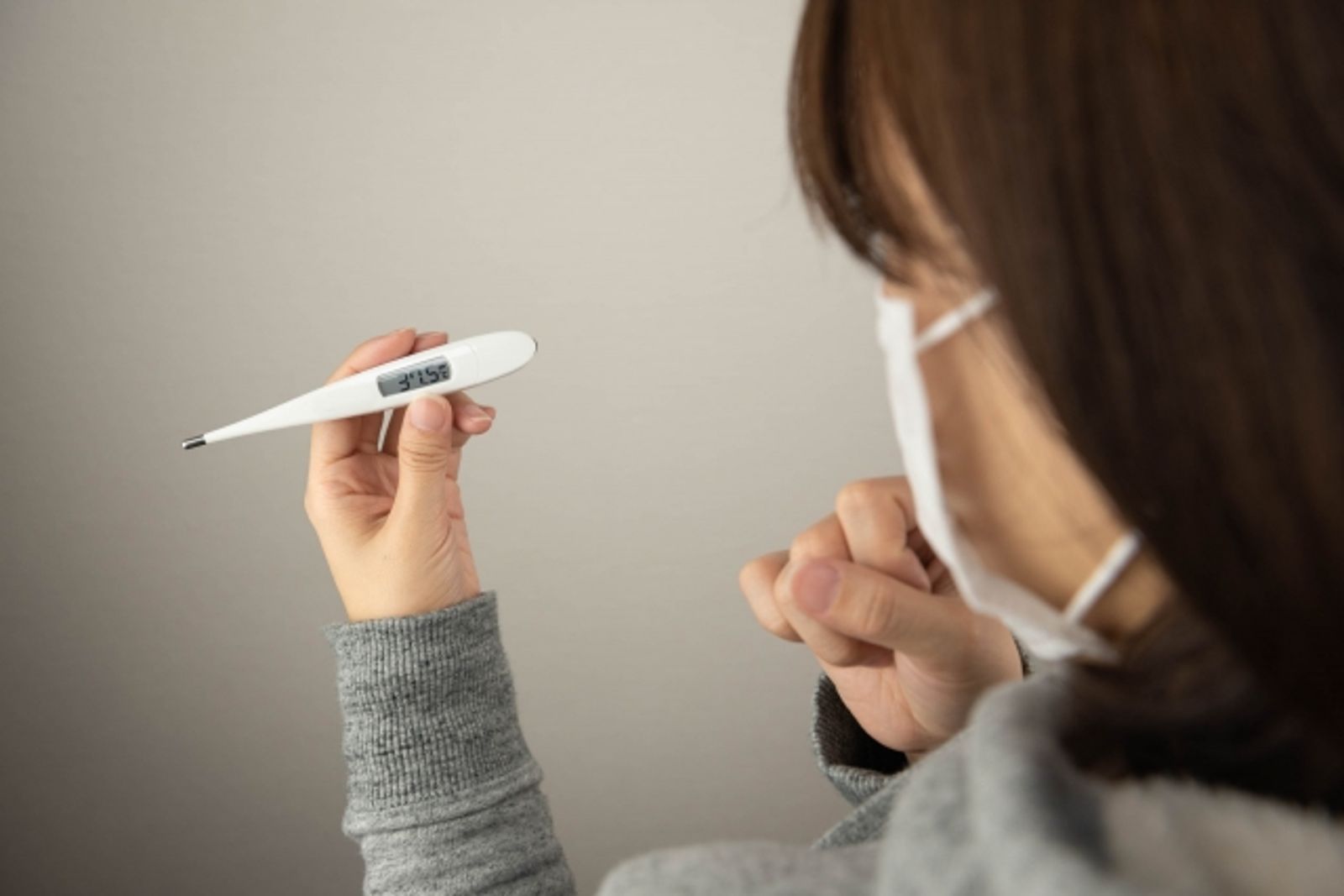 B流病例攀升 醫曝3大警訊要注意:發燒更劇烈、酸痛更明顯