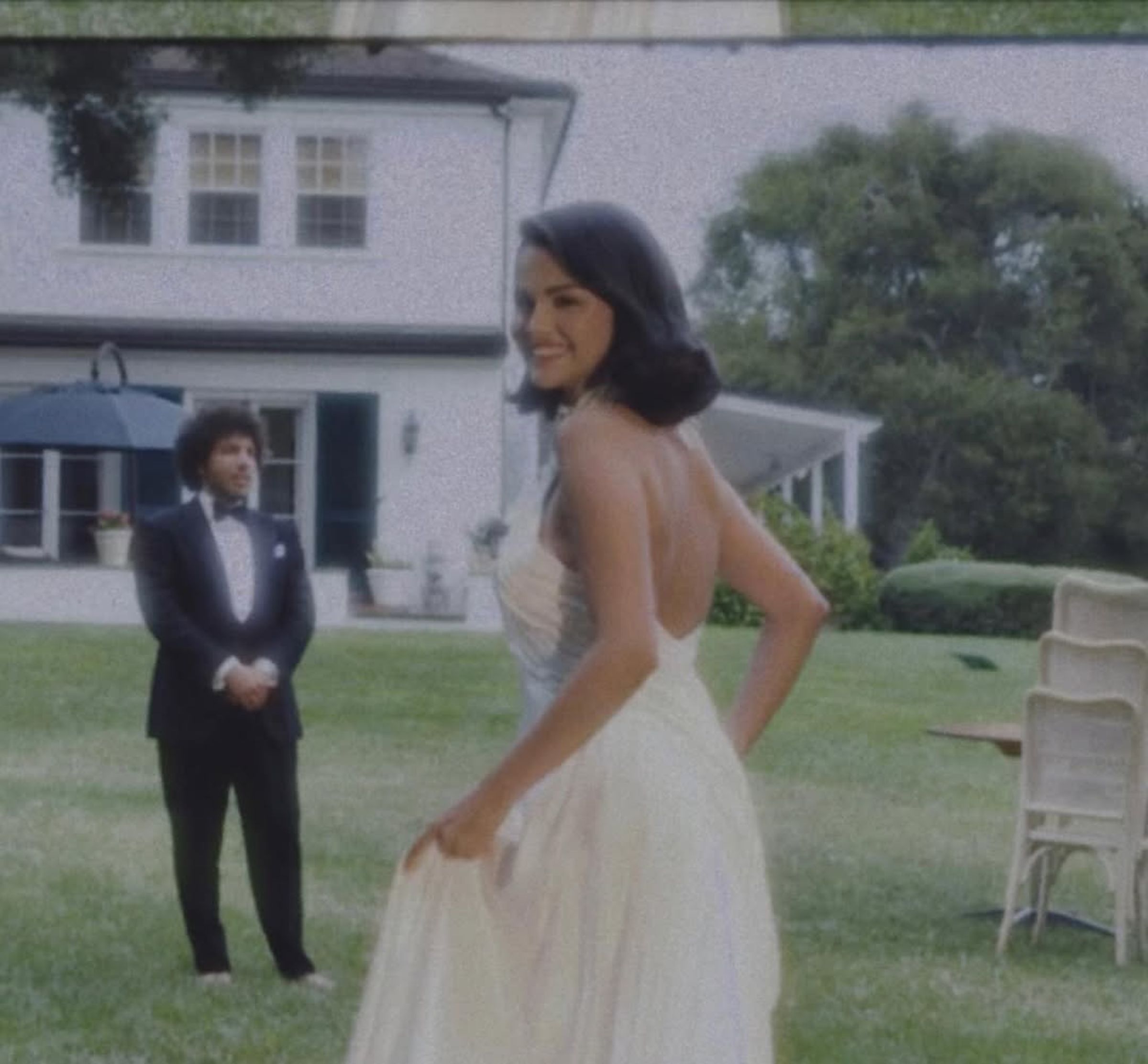 席琳娜與班尼婚禮美照首度曝光。（翻攝selenagomez IG）