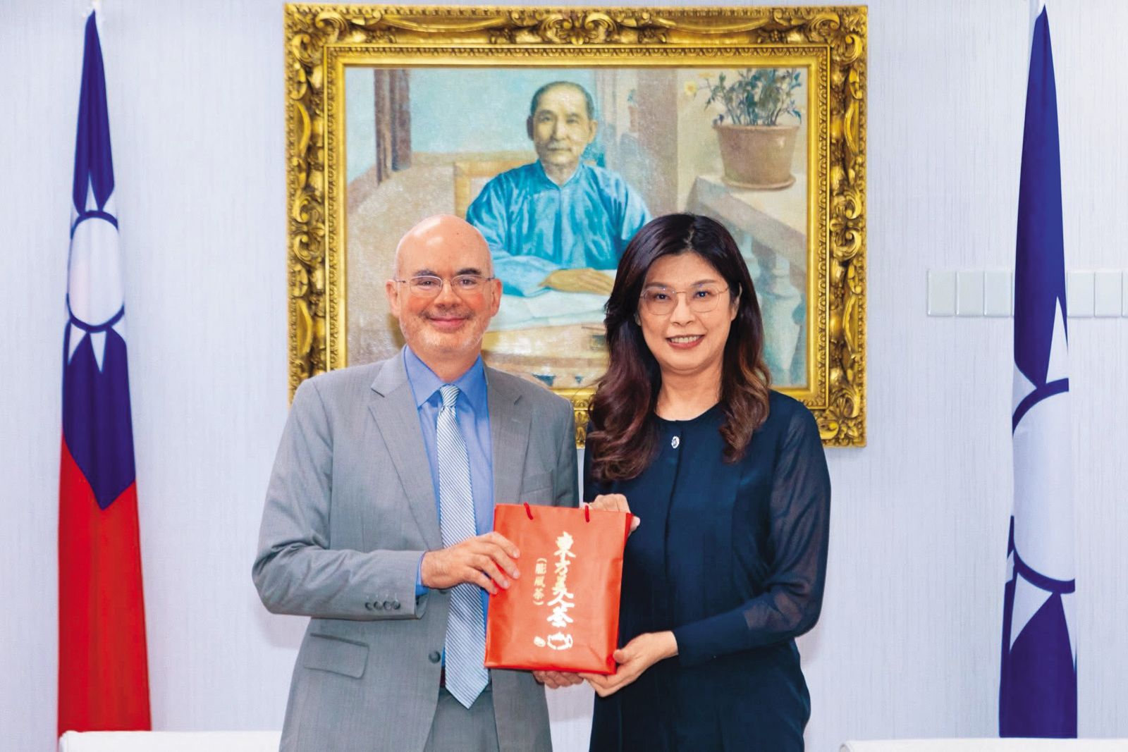 鄭麗文專訪1/多國關切藍兩岸主張走向 鄭麗文欲導正遭民進黨曲解形象