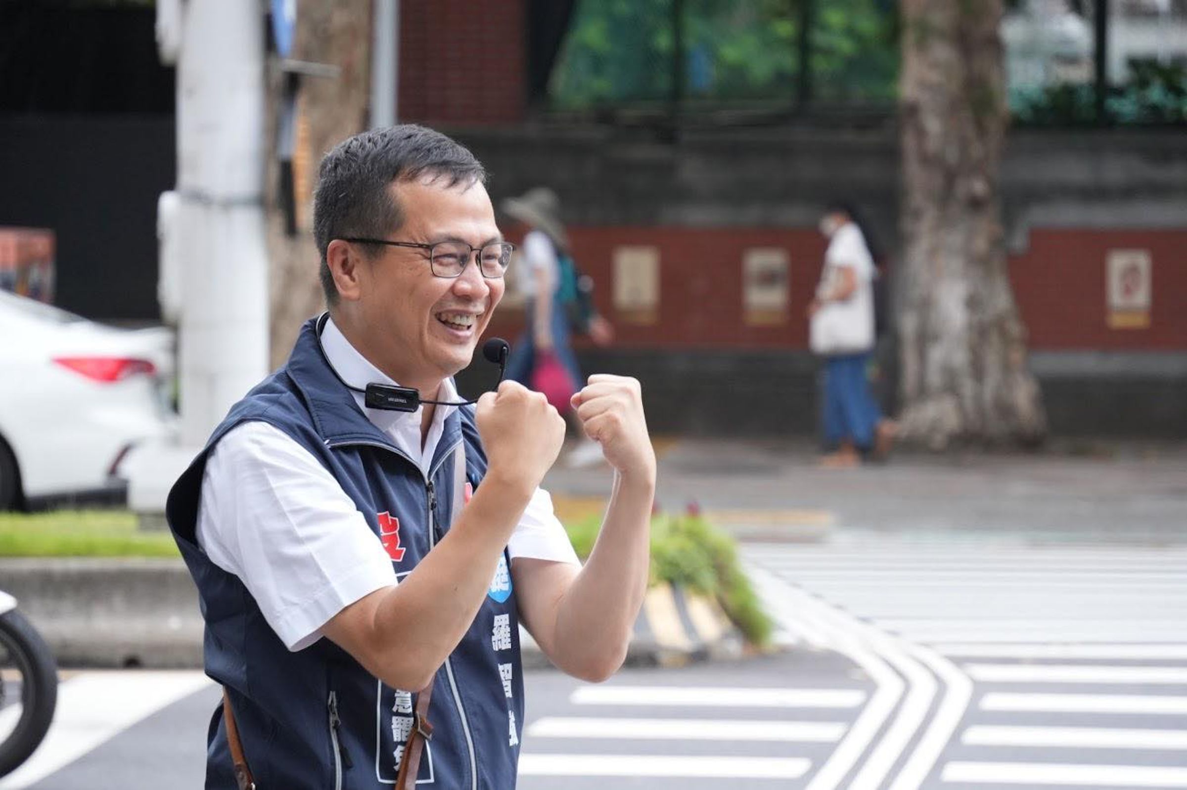 有媒體報導，羅智強的罷免不同意票恐將少一票，因為他選區的藍營大將趙少康當天可能不在國內。（翻攝自羅智強臉書）