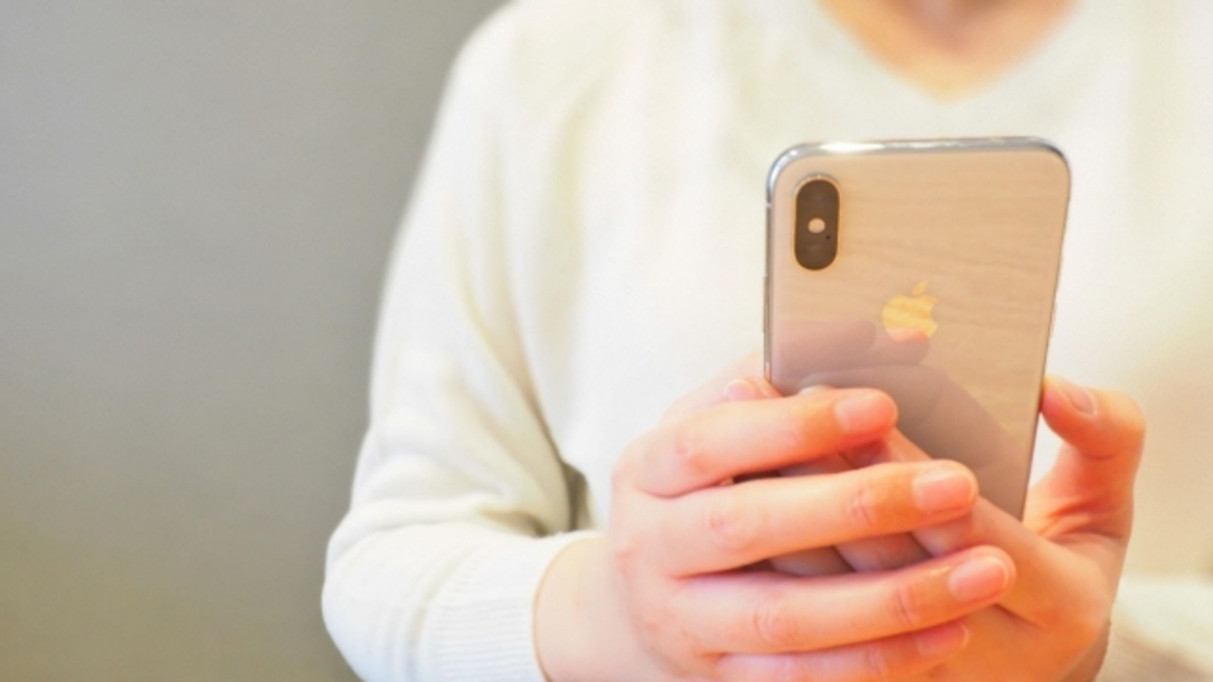 有網友分享在iPhone上打注音「ㄉㄜ」,建議選字中會出現「の」,引起熱議。(示意圖,photoAC)