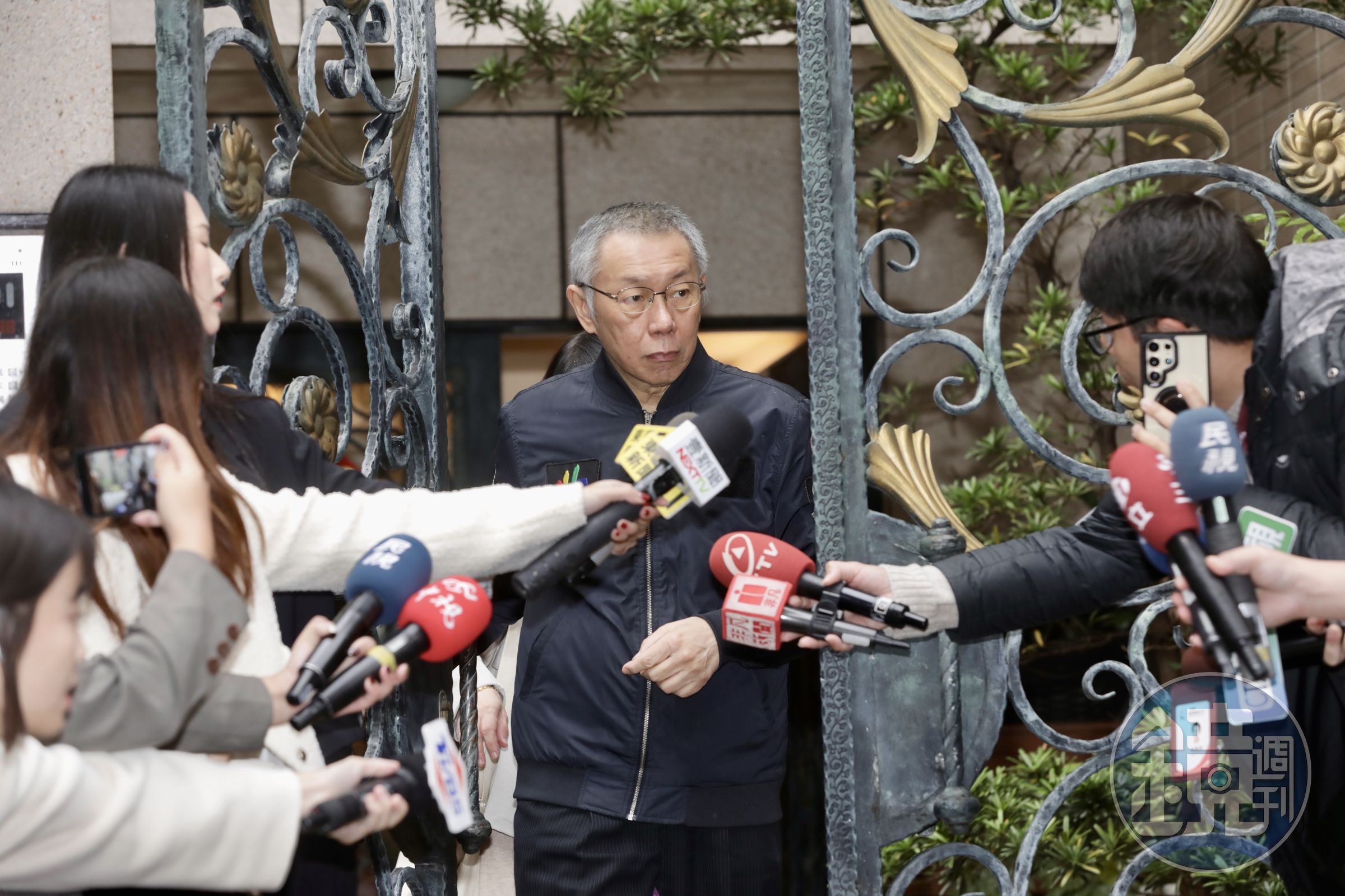 柯文哲涉京華城容積率案及政治獻金案,北檢起訴書提及證人范有偉暗示蔡明興捐柯500萬。