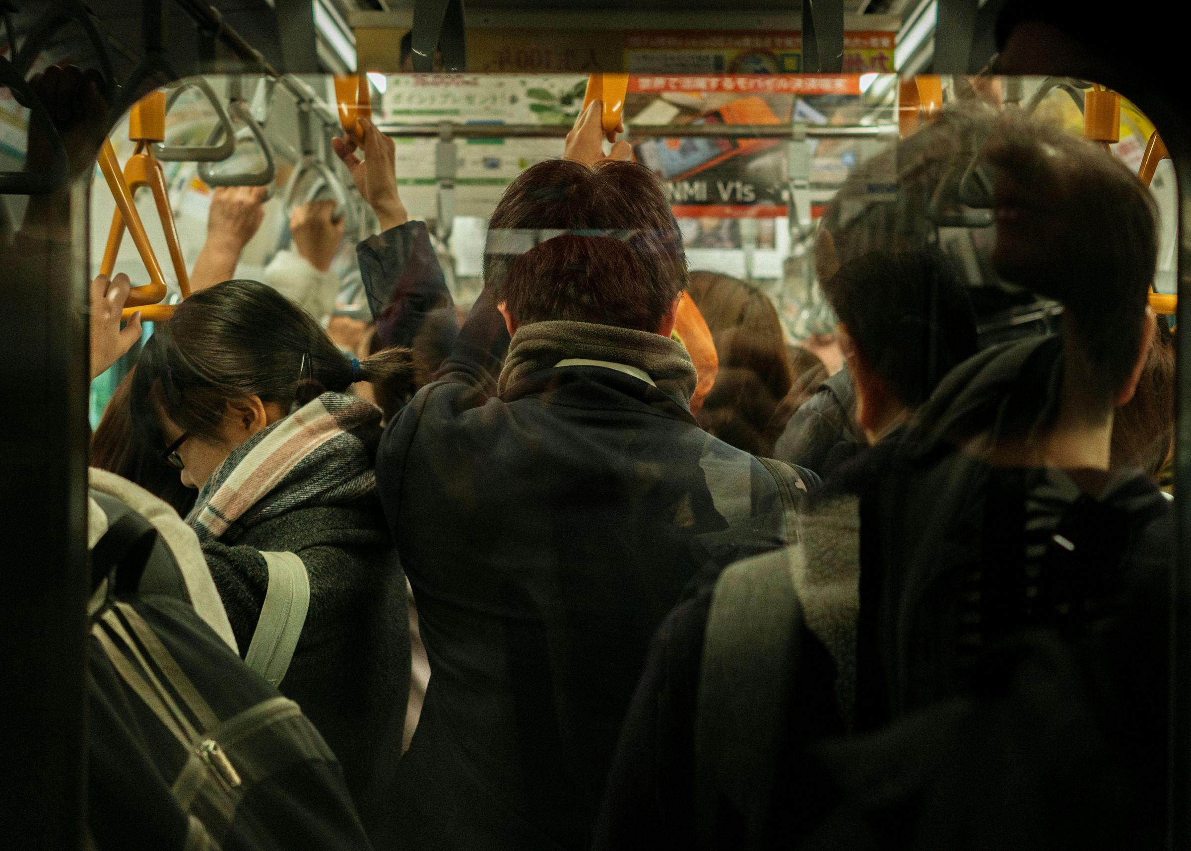 東京地下鐵目前正研議調漲鐵路票價,最快2028年3月起實施。示意圖(pexels提供)