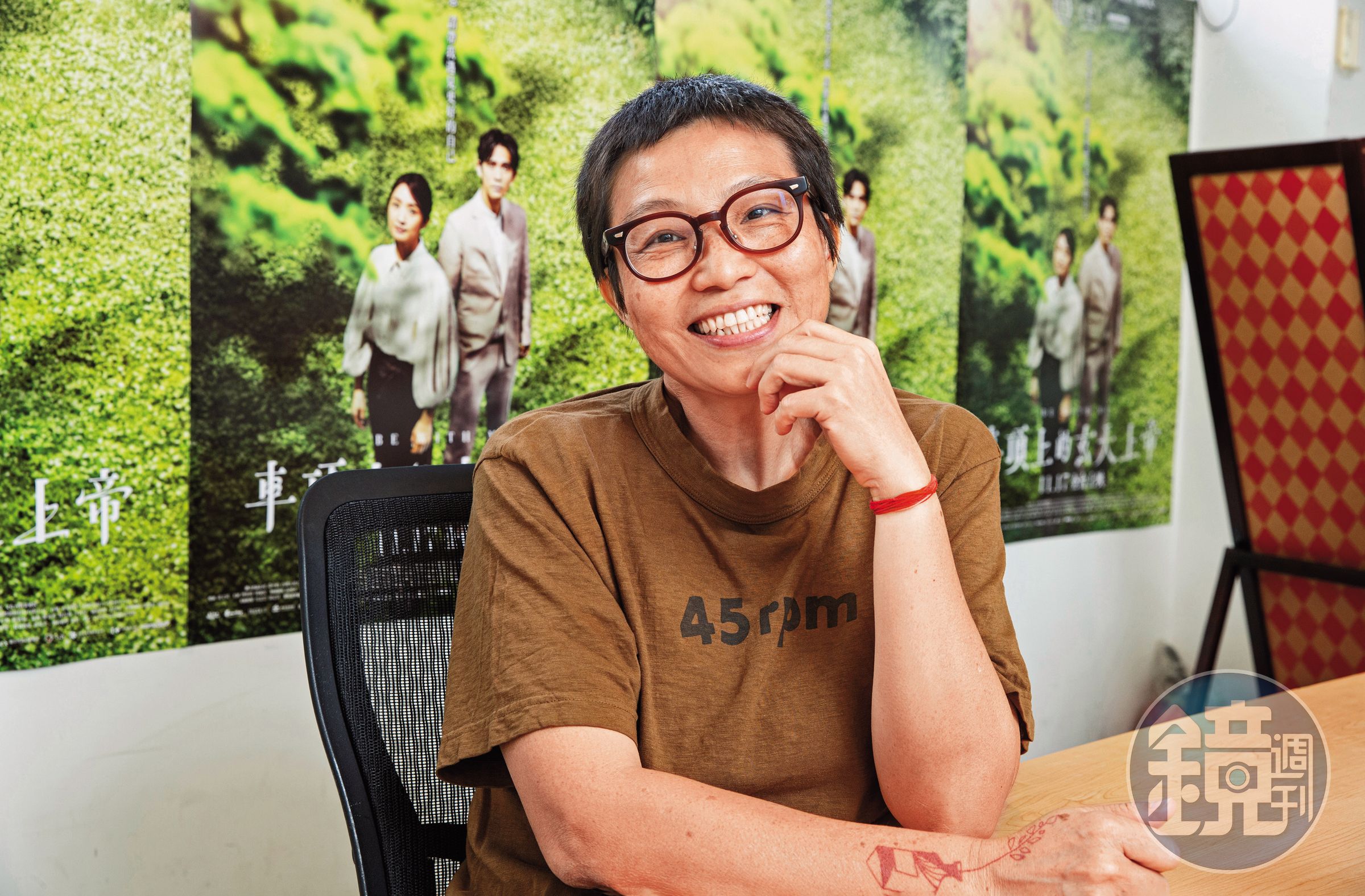 曾獲香港電影金像獎最佳攝影的余靜萍在片中以3種攝影方式處理3個時代。