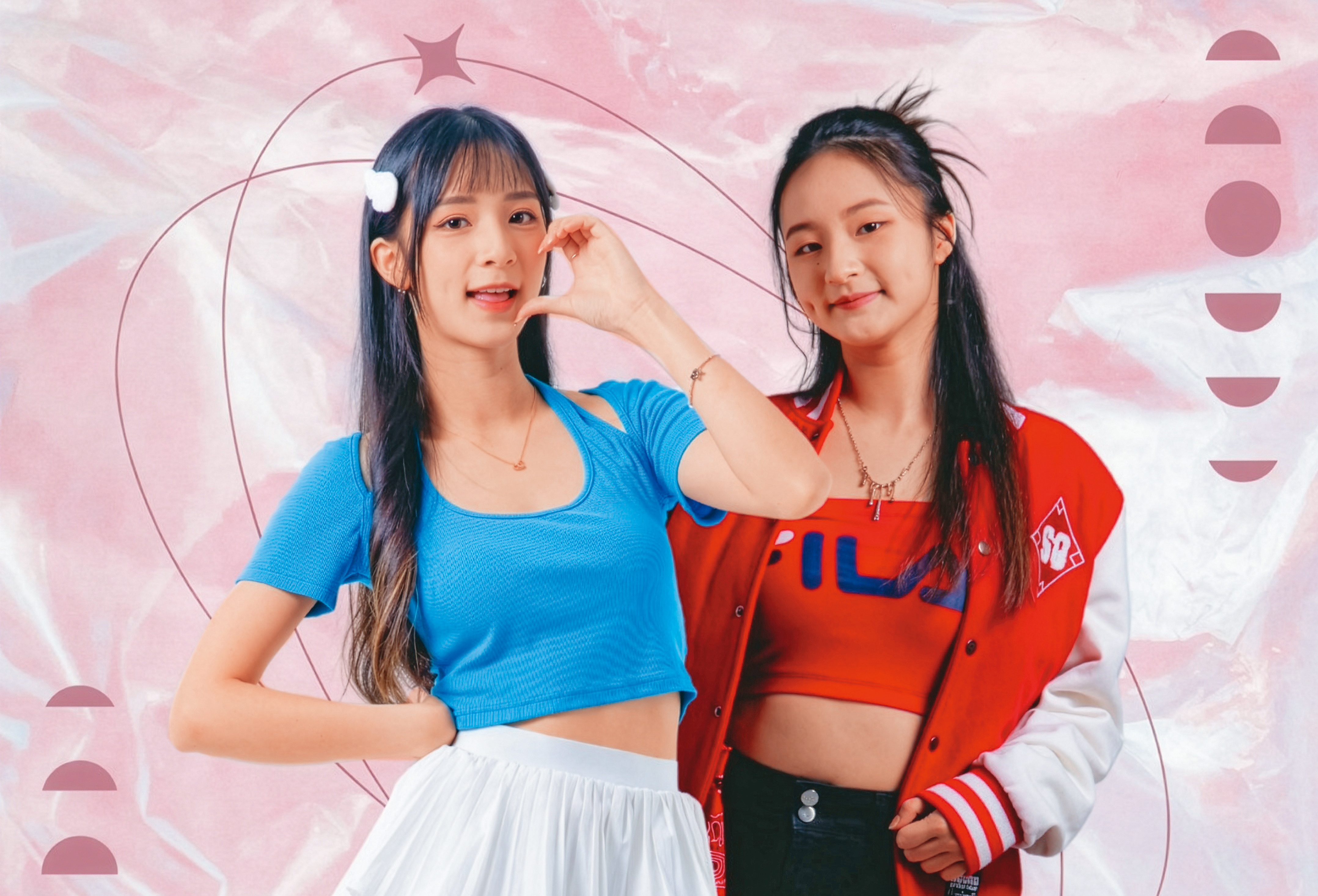 藍波大女兒潔潔（左）加入富邦啦啦隊後，小女兒咩咩（右）近日也報名參加樂天海選活動。（翻攝自潔潔咩咩官方粉絲專頁臉書）