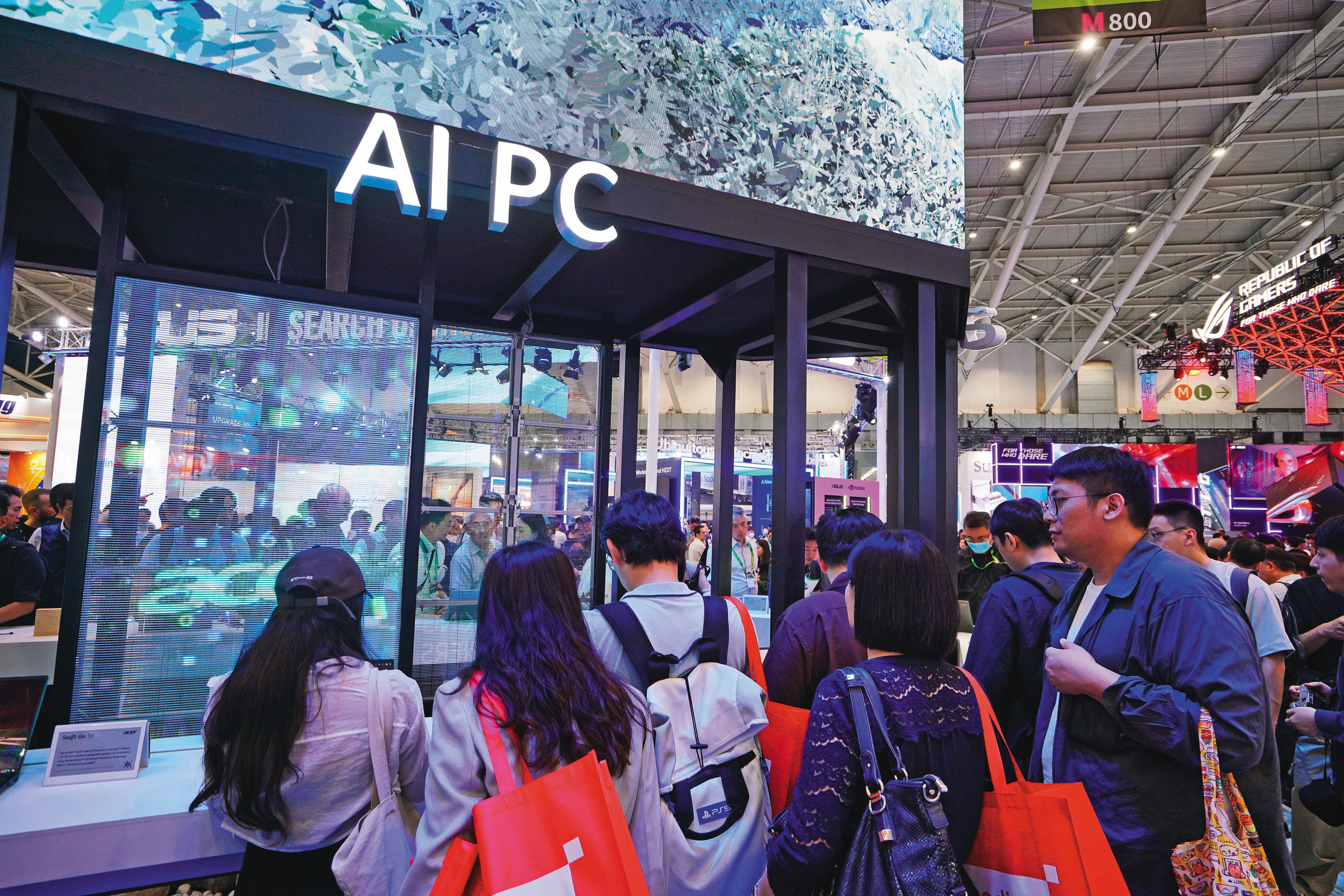 AI的資本投入與終端營收仍存在巨大差異，可以看出AI的相關服務，目前還處在燒錢階段。