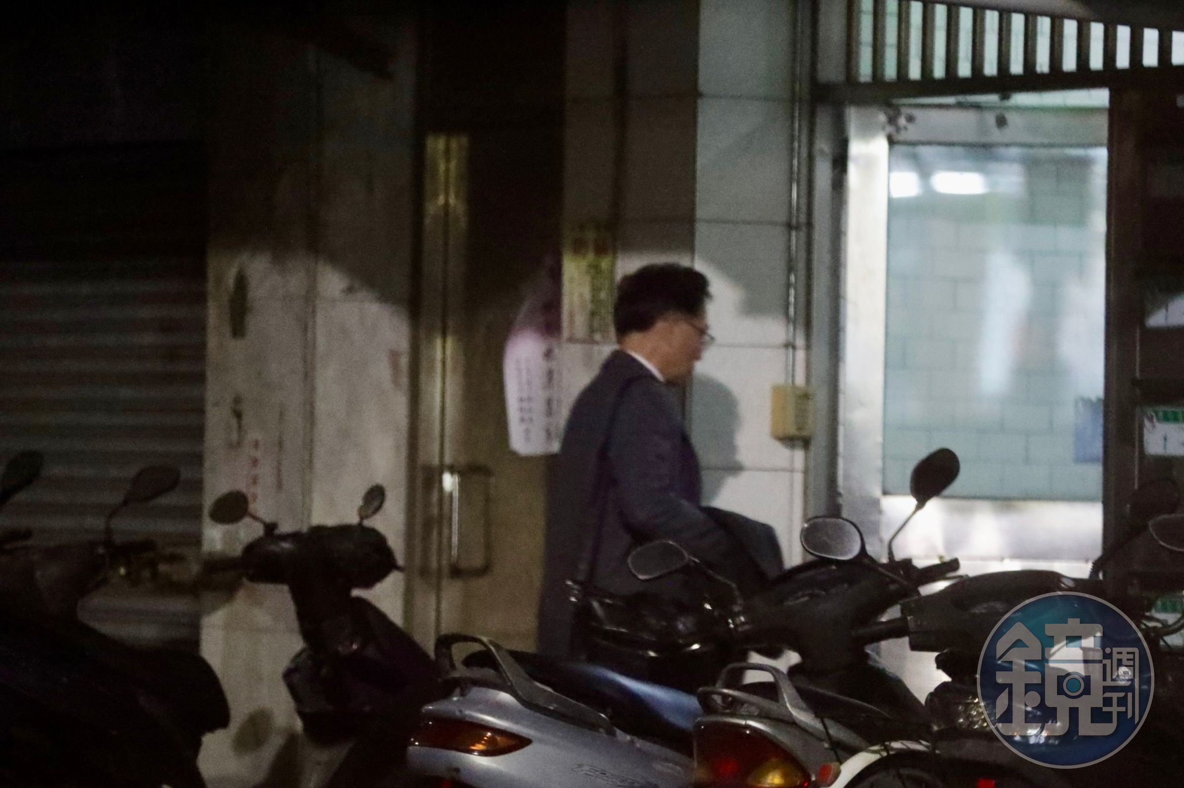 上月16日晚上陳鴻震進高女住處。