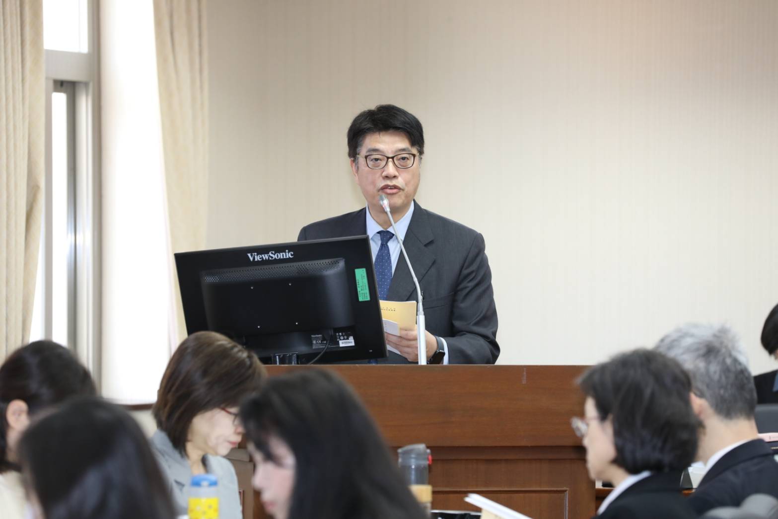 中共高層今召開《反分裂國家法》20週年座談會，重申中國不排除武統台灣等主張，陸委會主委邱垂正回應，中共所謂的法律與規範，對台灣人毫無拘束力。（本刊資料照）