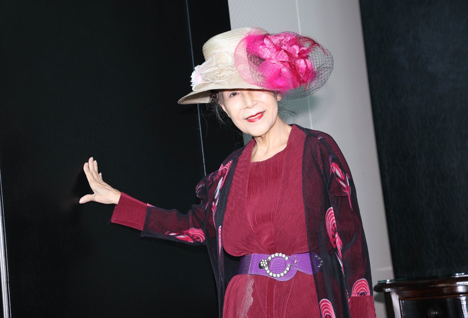 「金曲小姐」洪小喬助陣《臺北大巨蛋·民歌大團圓》演唱會。（中華音樂人交流協會提供）