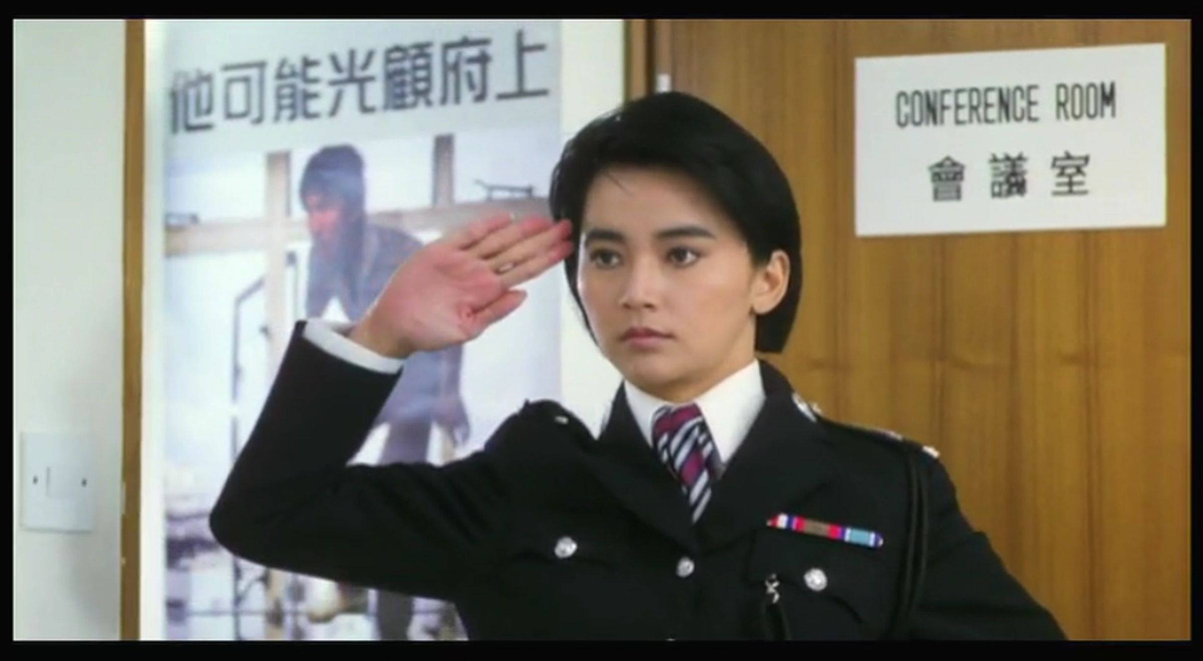 早年胡慧中以女警官「霸王花」角色走紅影壇，英氣逼人。（網路圖片）