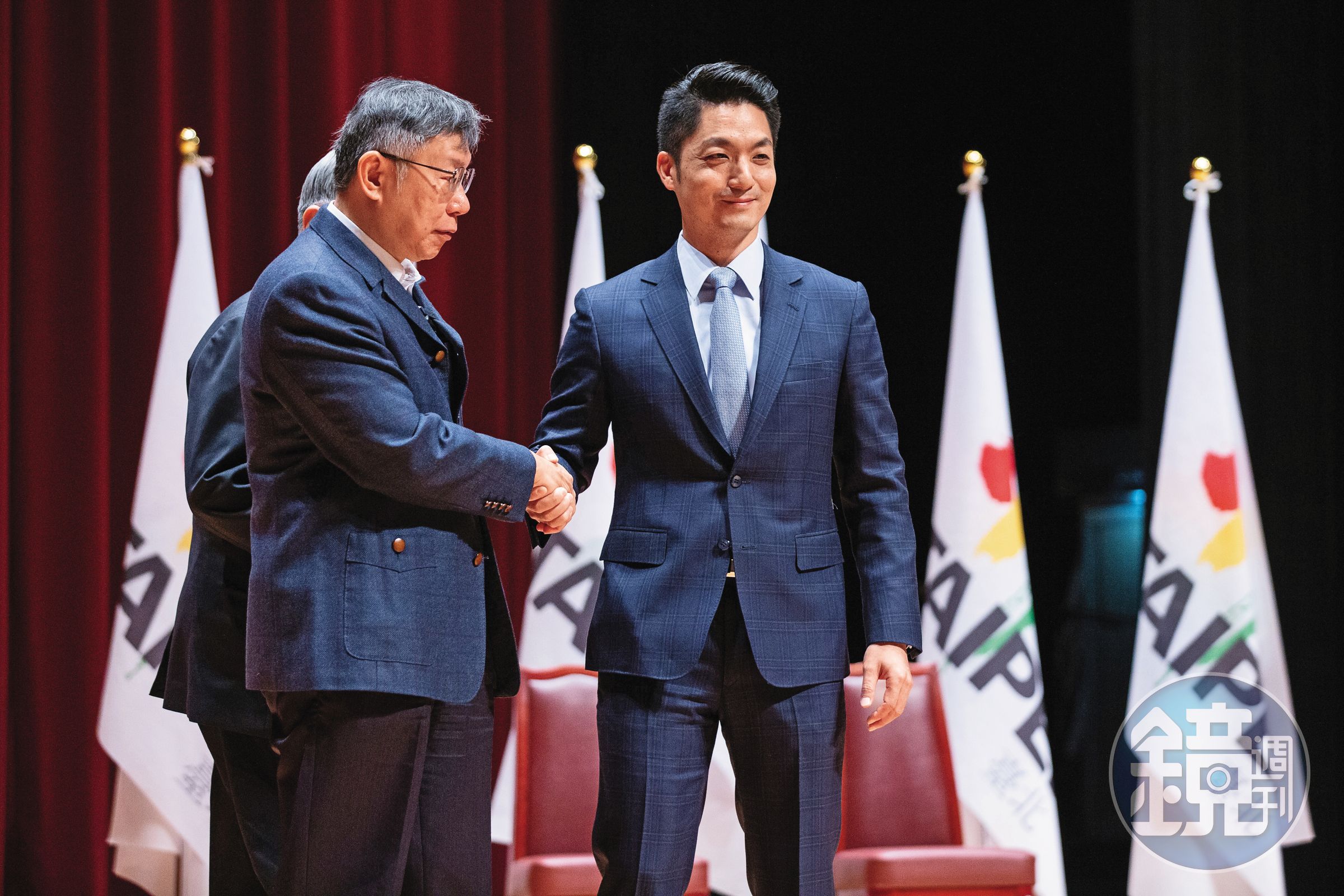 前台北市長柯文哲（左）涉及北士科開發弊案，現任市長蔣萬安（右）如何處理值得觀察。