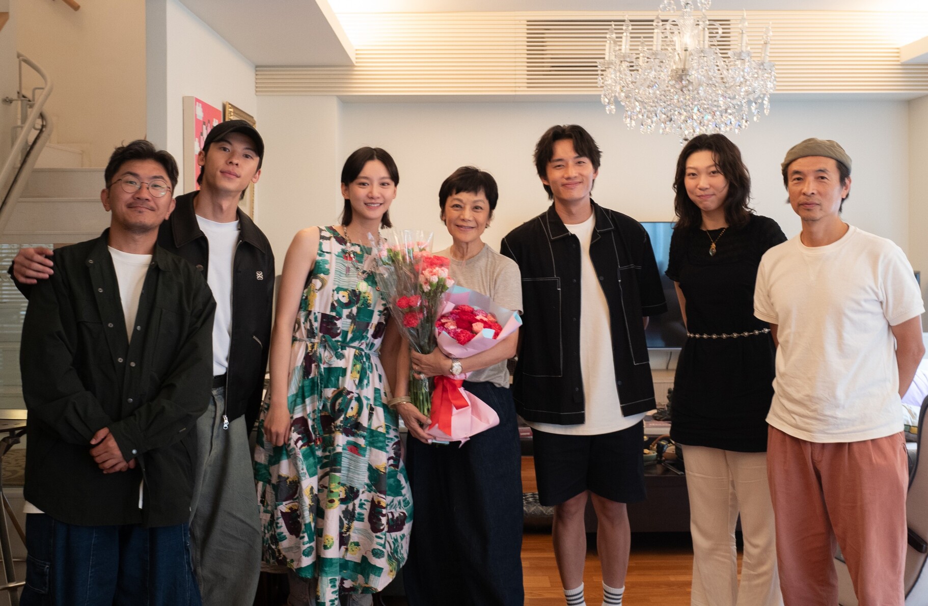 主創全體在幕後花絮實境秀公開拍攝趣事。（甲上提供）