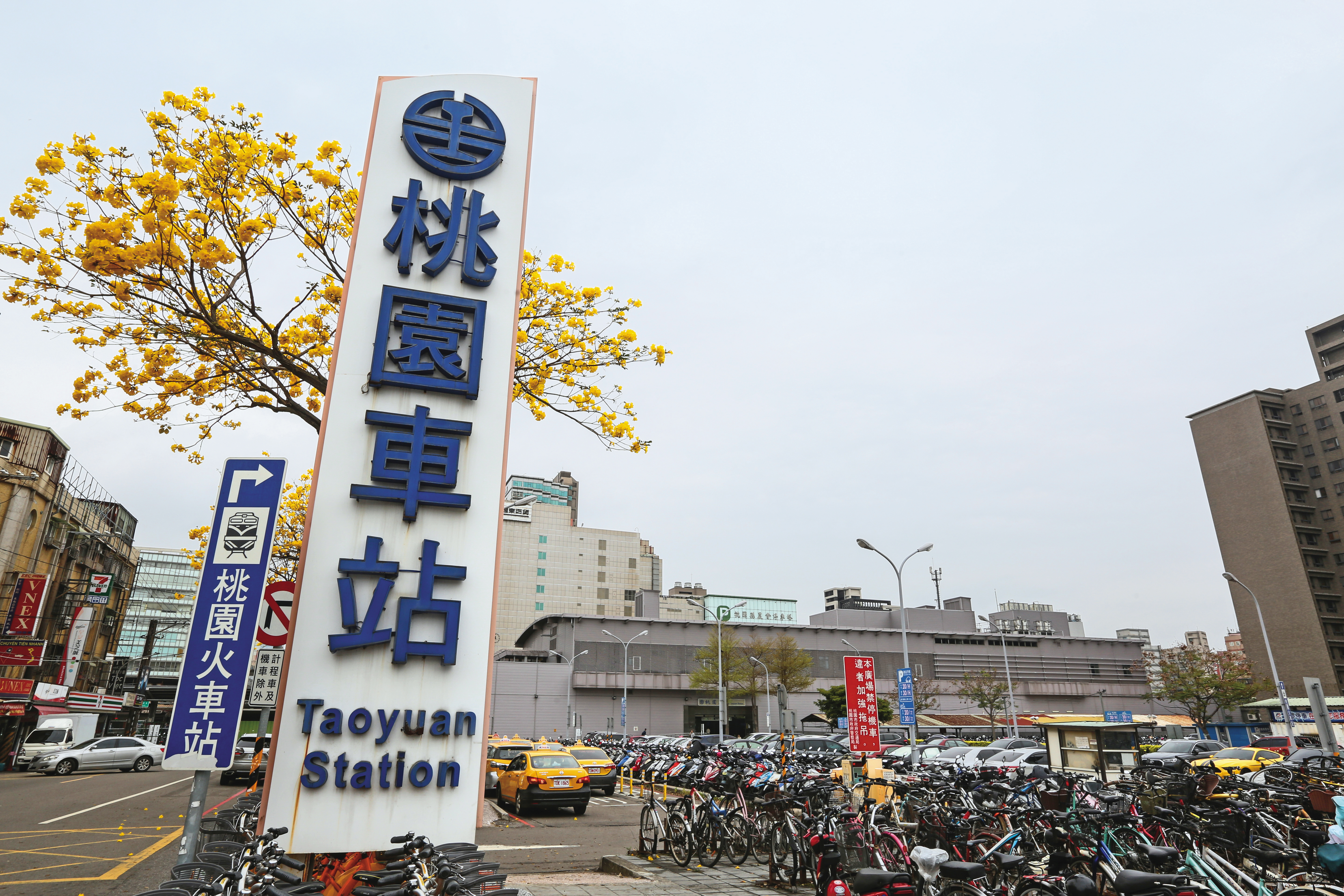 交通建設能帶動人口流入,租售需求大,是支撐房價的關鍵。
