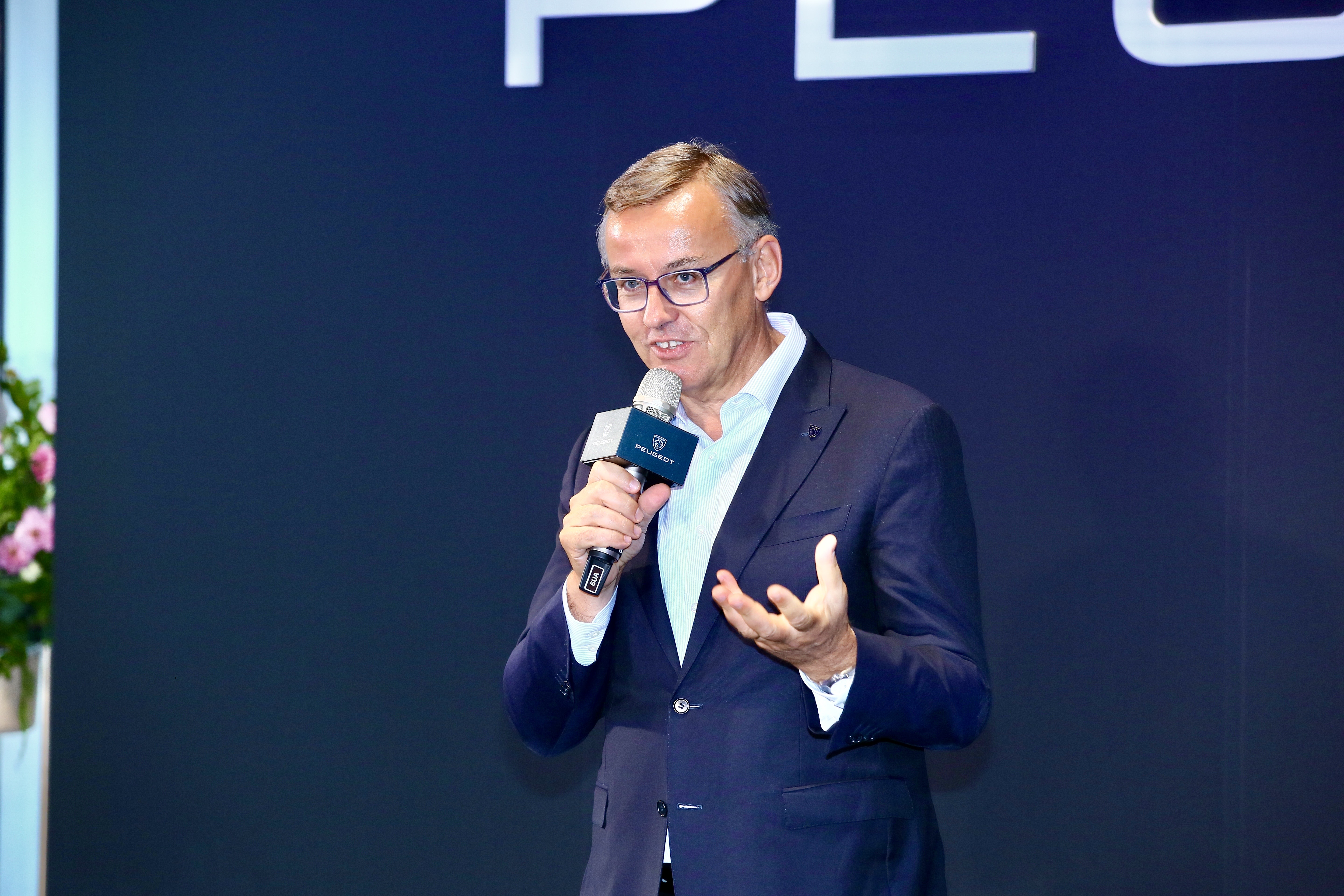 PEUGEOT全球CEO費維來台力挺寶嘉聯合。