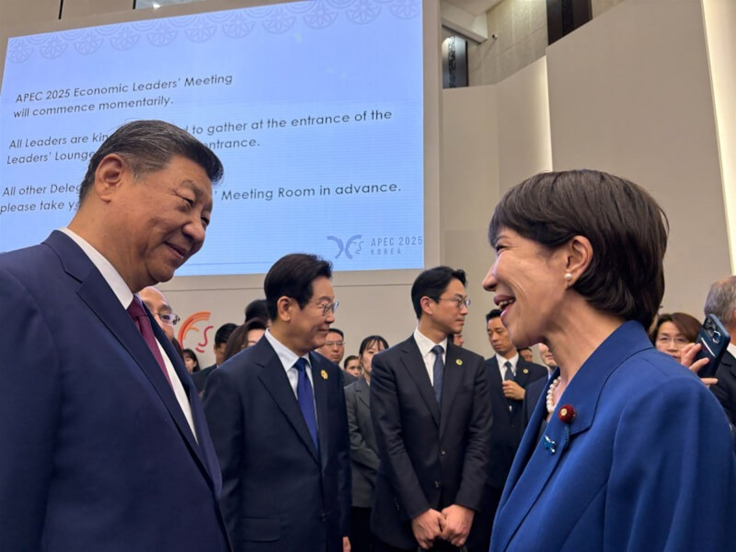 北京這波制裁的重點不在於最極端的「稀土牌」，試圖在不損及自身國際信譽的前提下，對日本造成持久的經濟壓力。（翻攝自高市早苗X）