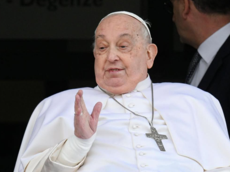 教宗方濟各在住院37天後，於3月23日順利出院。（翻攝自IG@franciscus）