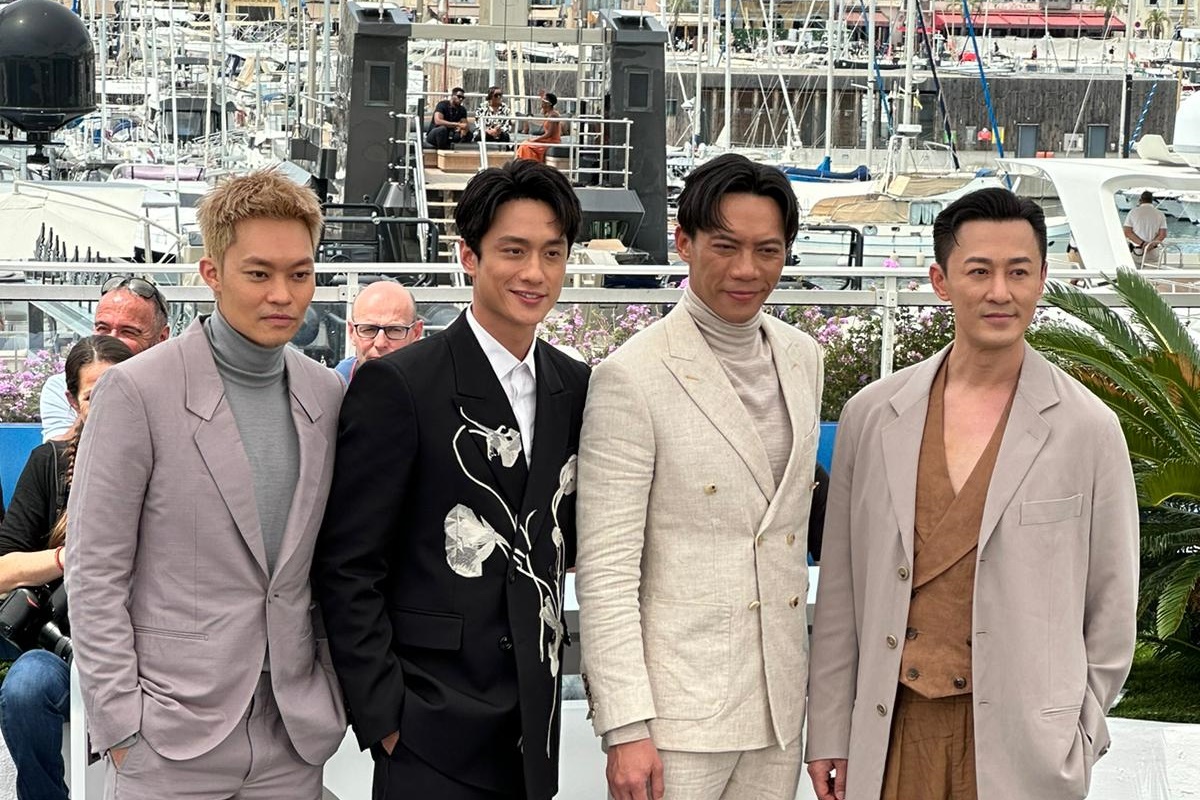 《九龍城寨之圍城》坎城亮相，左起胡子彤、劉俊謙、張文傑、林峯。（華映娛樂提供）