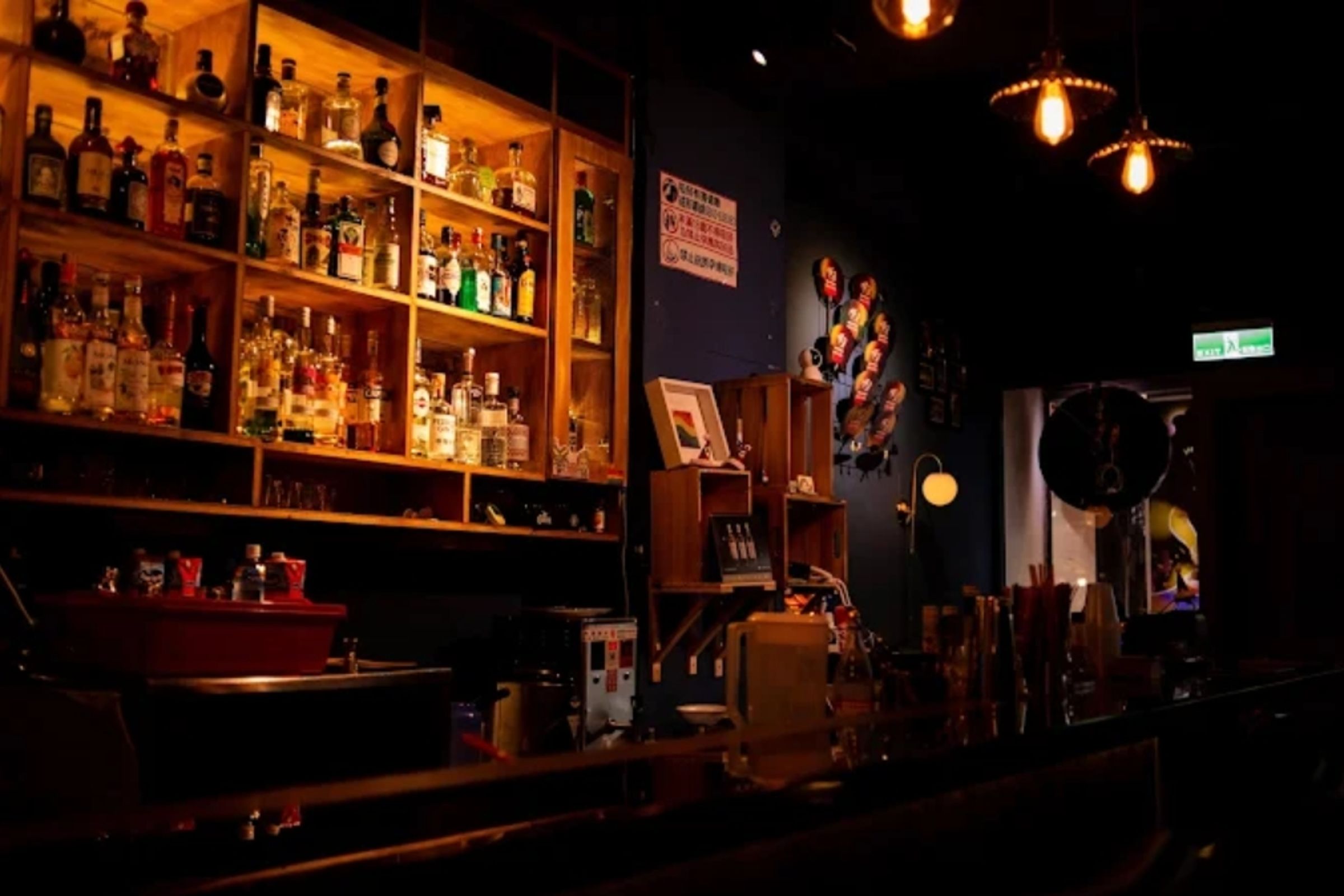 西門町一家餐酒館2023年租給陳姓男子舉辦私人活動，遭北檢依妨害風化罪嫌起訴公然猥褻。（翻攝自Google Maps）