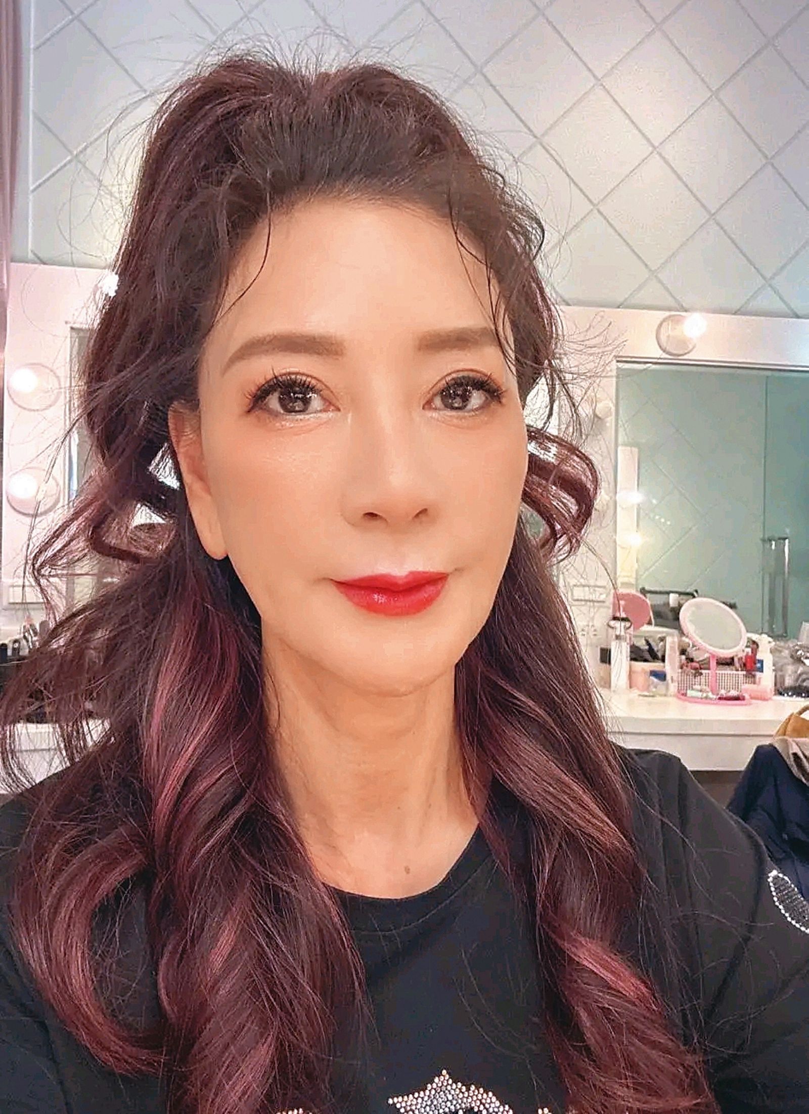 楊繡惠表示曾受到女粉絲瘋狂威脅。（楊繡惠臉書）