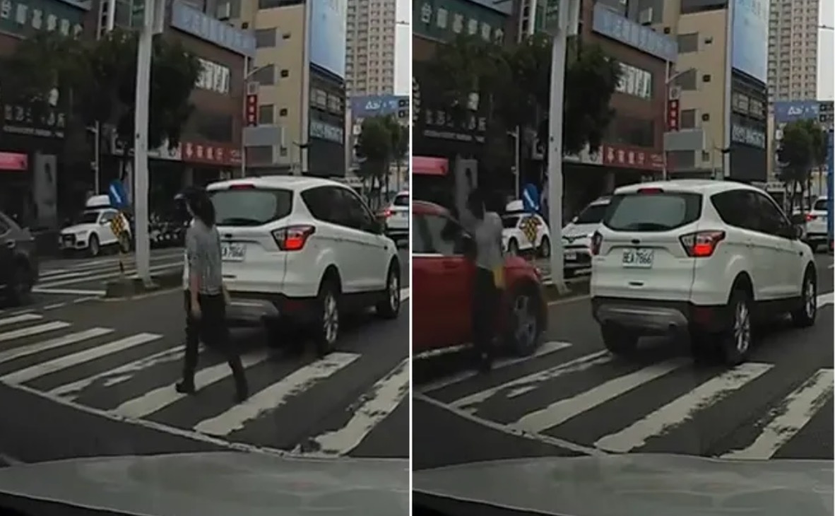 高雄市一名婦人紅燈時穿越馬路，遭到另一輛直行車撞上，整個過程都被放上網。（翻攝自爆料公社二社）