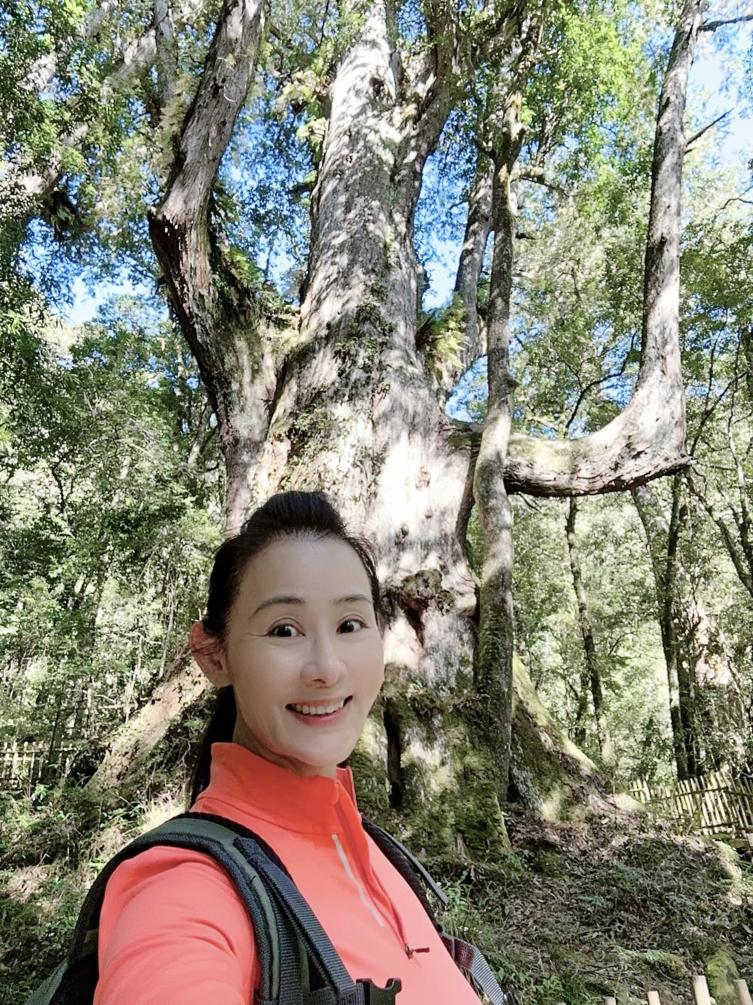 兵家綺日前前往司馬庫斯一睹台灣美景。(翻攝自兵家綺臉書)