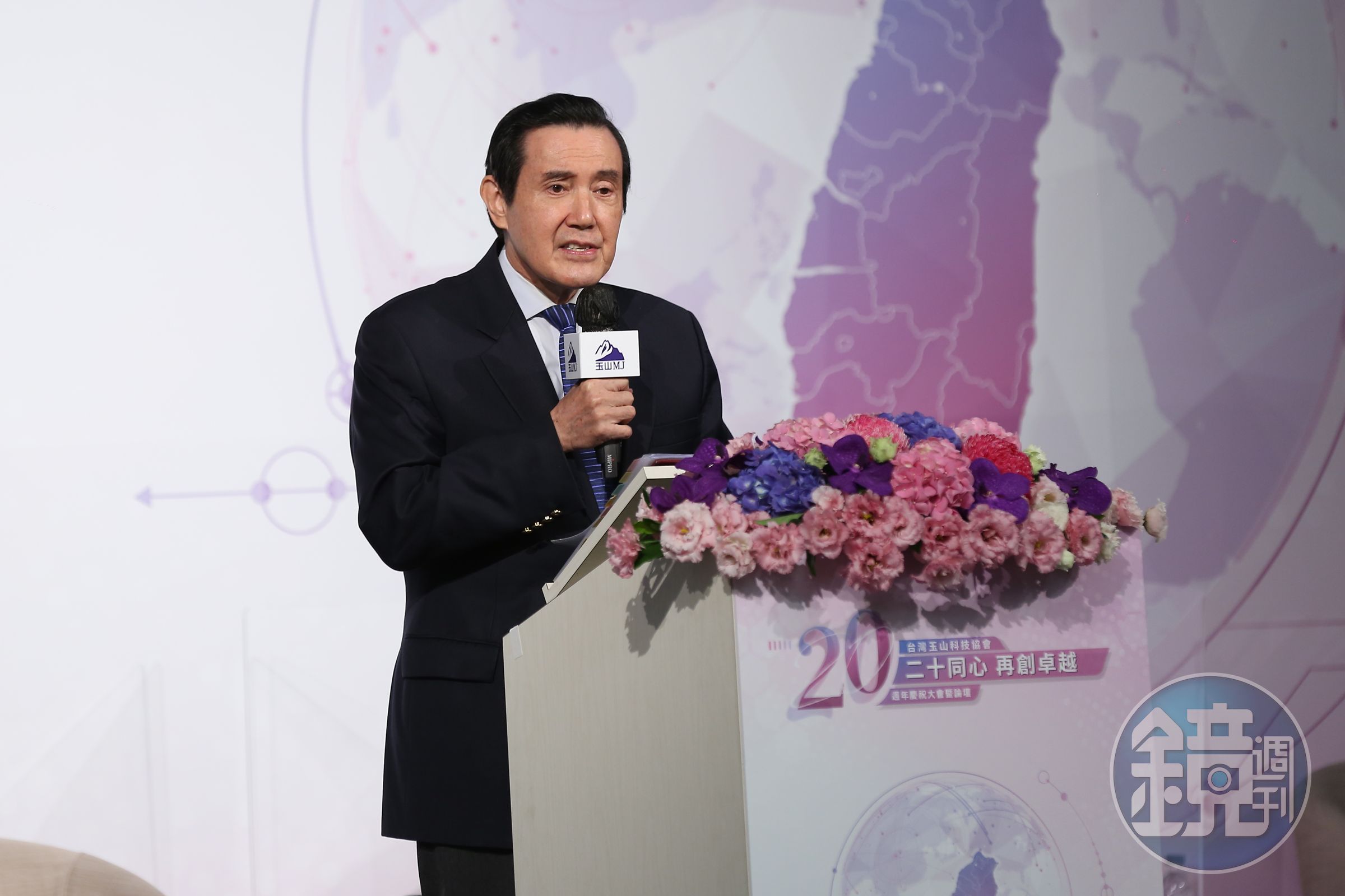 前總統馬英九在台南市慰安婦銅像前舉行追思活動，呼籲保存台灣唯一的慰安婦銅像，並批評日本政府至今未對台灣慰安婦道歉賠償。（本刊資料照）