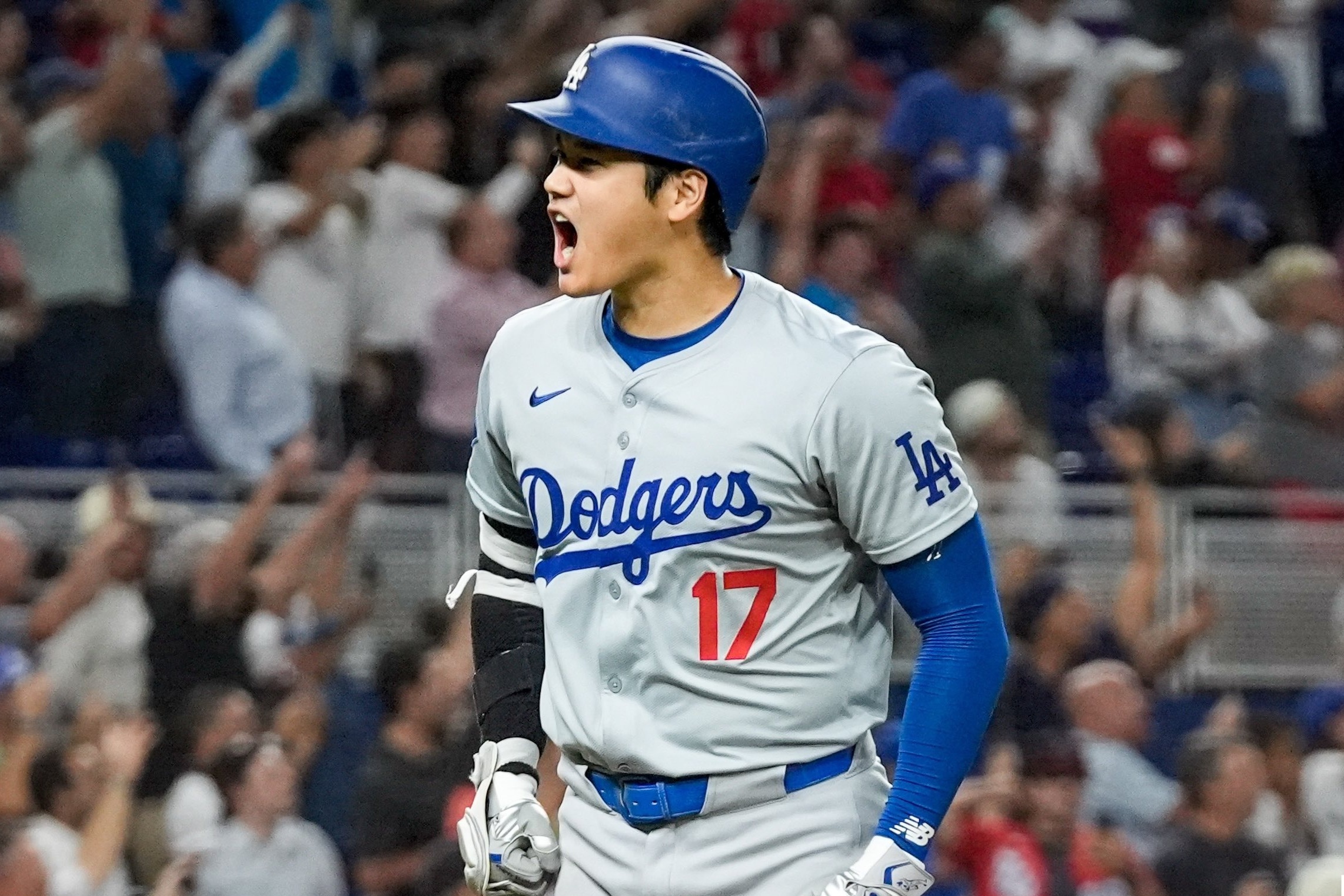 大谷翔平50轟球拍賣前夕，一名主張合法持有者的觀眾提出民事訴訟，主張他才是撿到球的人。（翻攝自X@Dodgers）