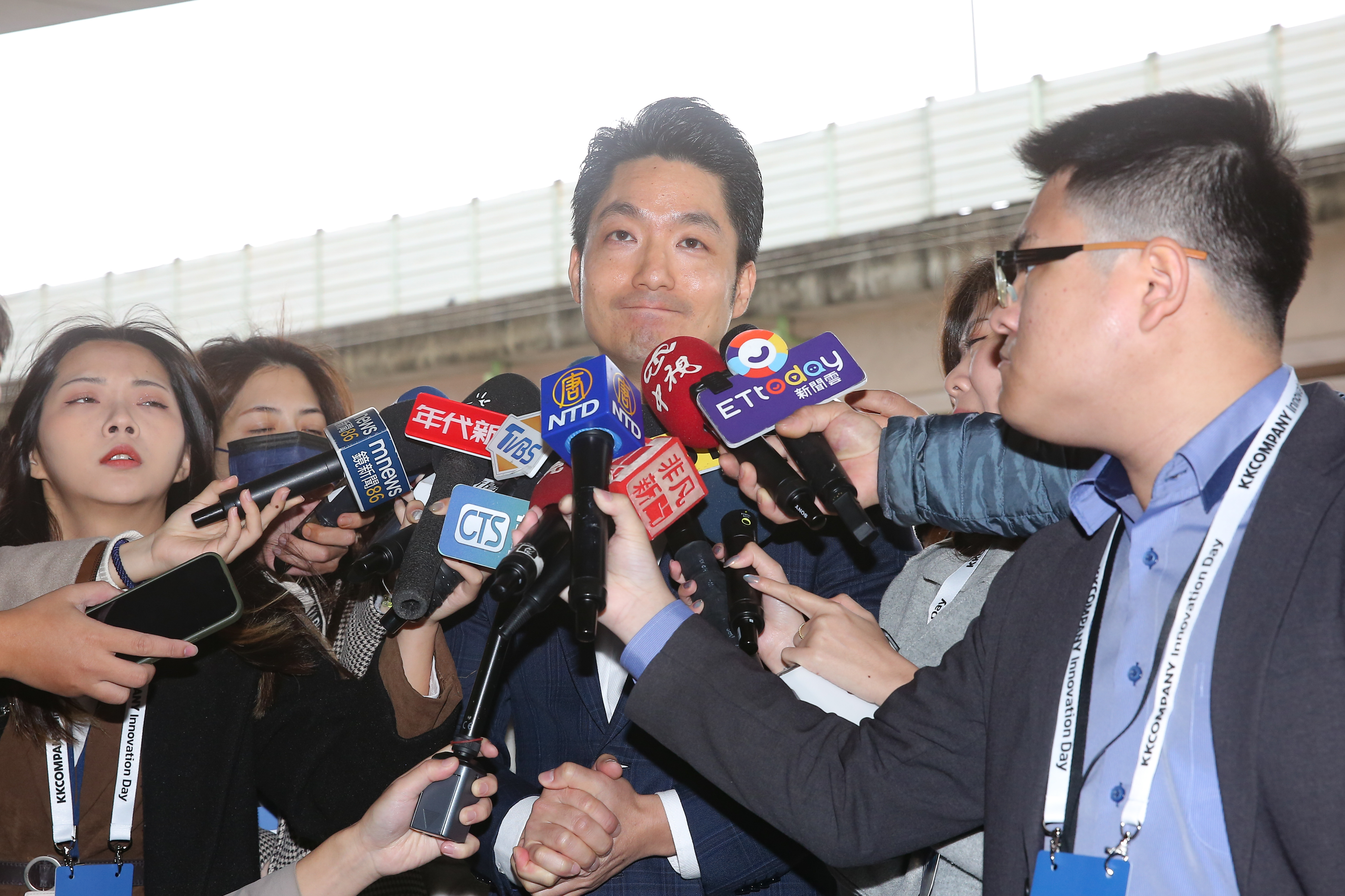 針對民眾黨走讀活動與警方發生衝突，台北市長蔣萬安出席開學活動並未多談。（本刊資料照）