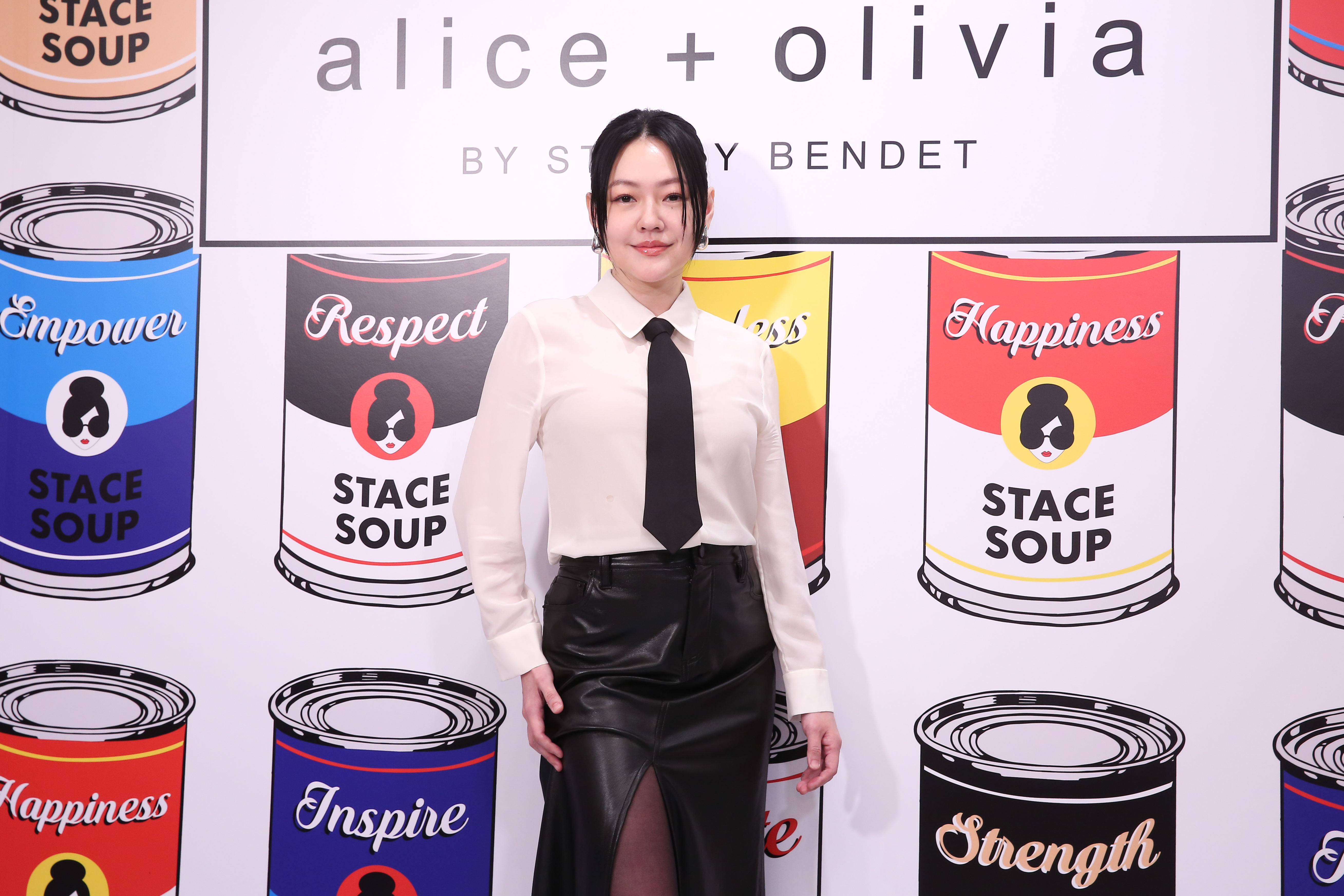 小S自曝與老公許雅鈞已經很久沒有親親。