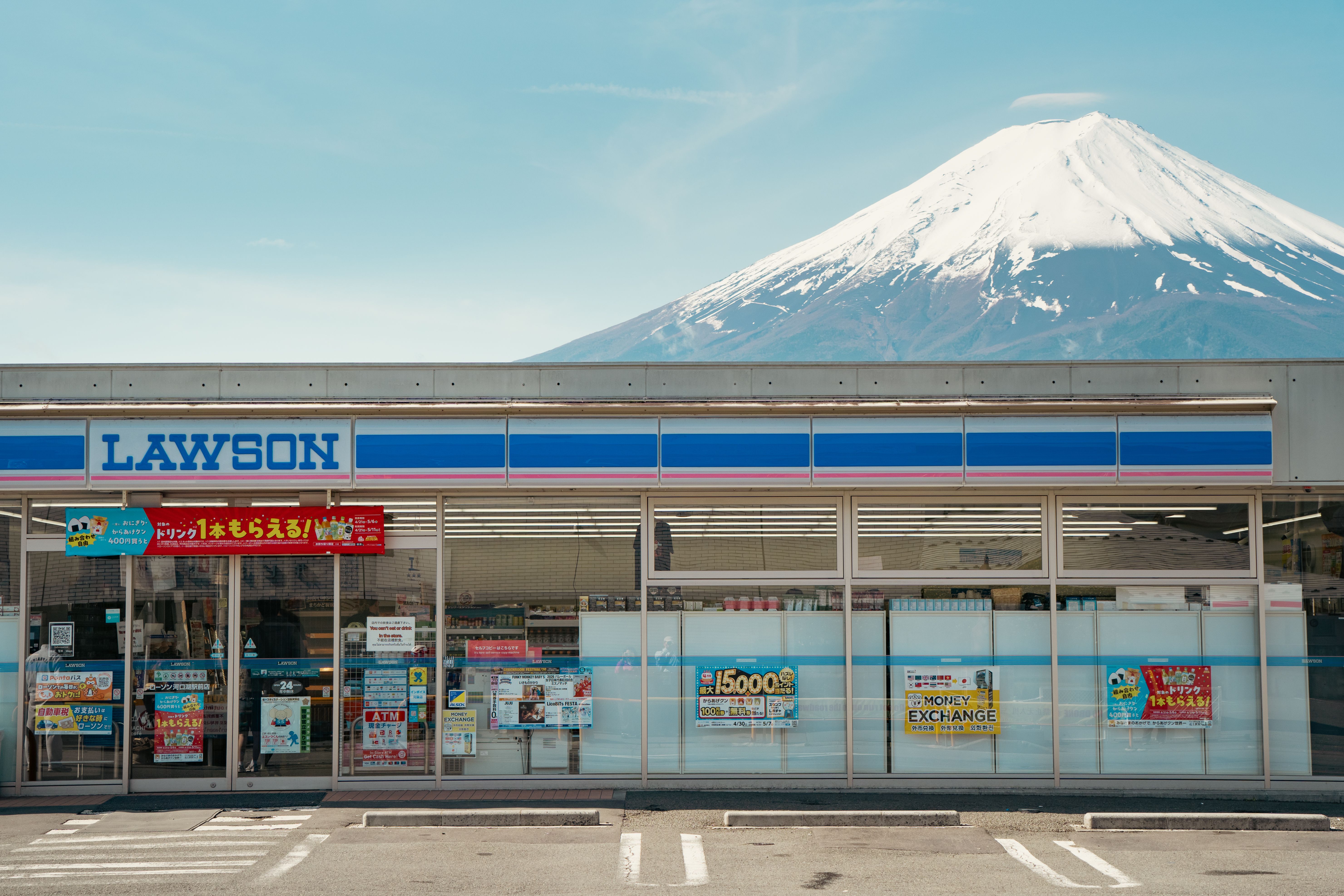 到日本旅遊,每天幾乎都要光顧的日本超商,裡頭4樣商品被譽為日本入境儀式,你都有跟上嗎?(pexels提供)