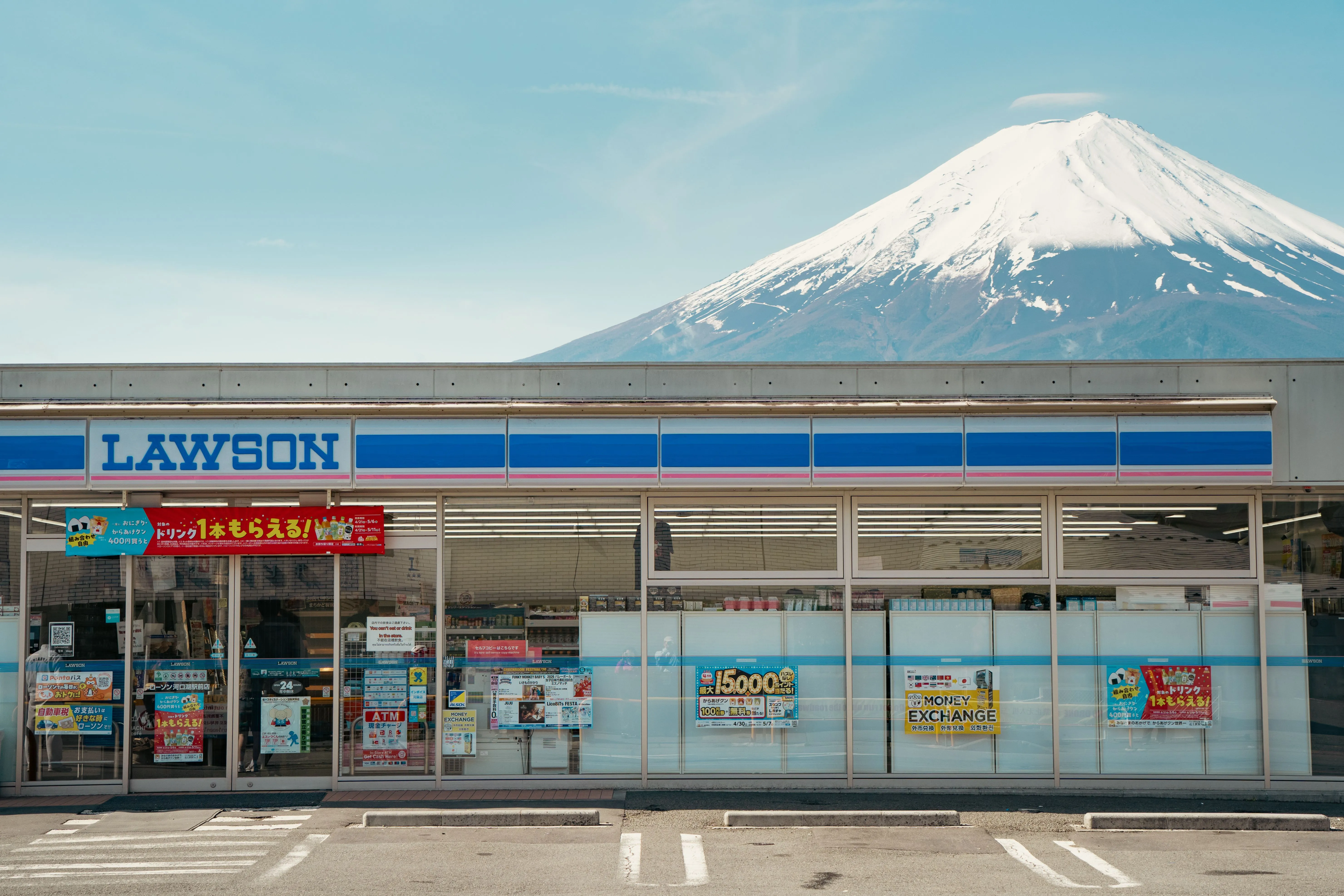 到日本旅遊，每天幾乎都要光顧的日本超商，裡頭4樣商品被譽為日本入境儀式，你都有跟上嗎？（pexels提供）