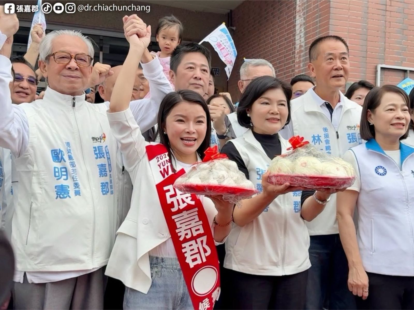 張麗善陪登記 張嘉郡接棒選雲林縣長喊拚到最後
