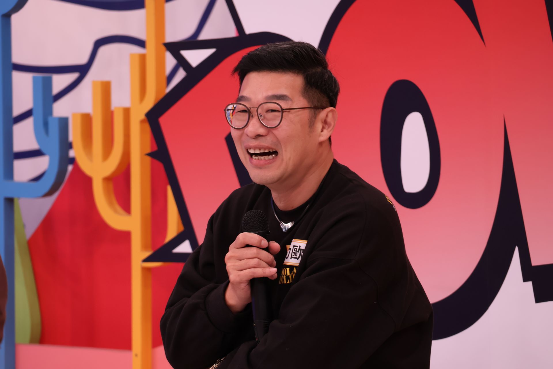 馬力歐自曝度蜜月與老婆天天吵架。（中天提供）