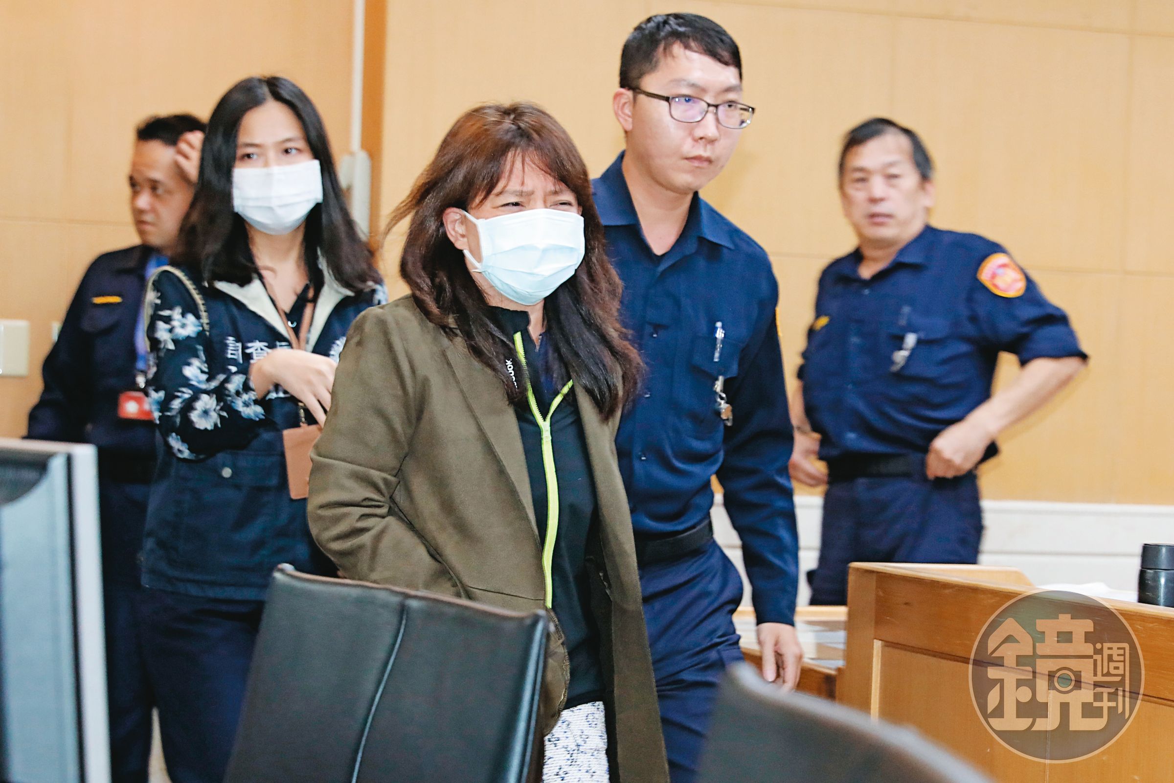 已故龍巖公司創辦人李世聰生前與妻子劉萍，被檢舉挪用公益捐款，高等法院今二審判她無罪。（本刊資料照）