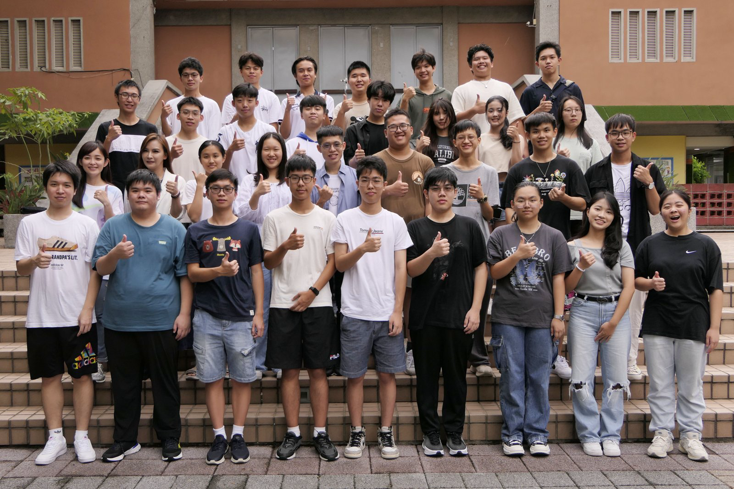 大學分科測驗放榜,薇閣高中70%錄取國立頂尖大學,占比冠全國。(薇閣高中提供)