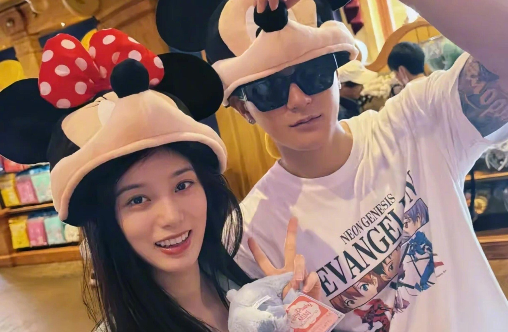 黃子韜徐藝洋宣布10月辦世紀婚禮。（翻攝自微博）