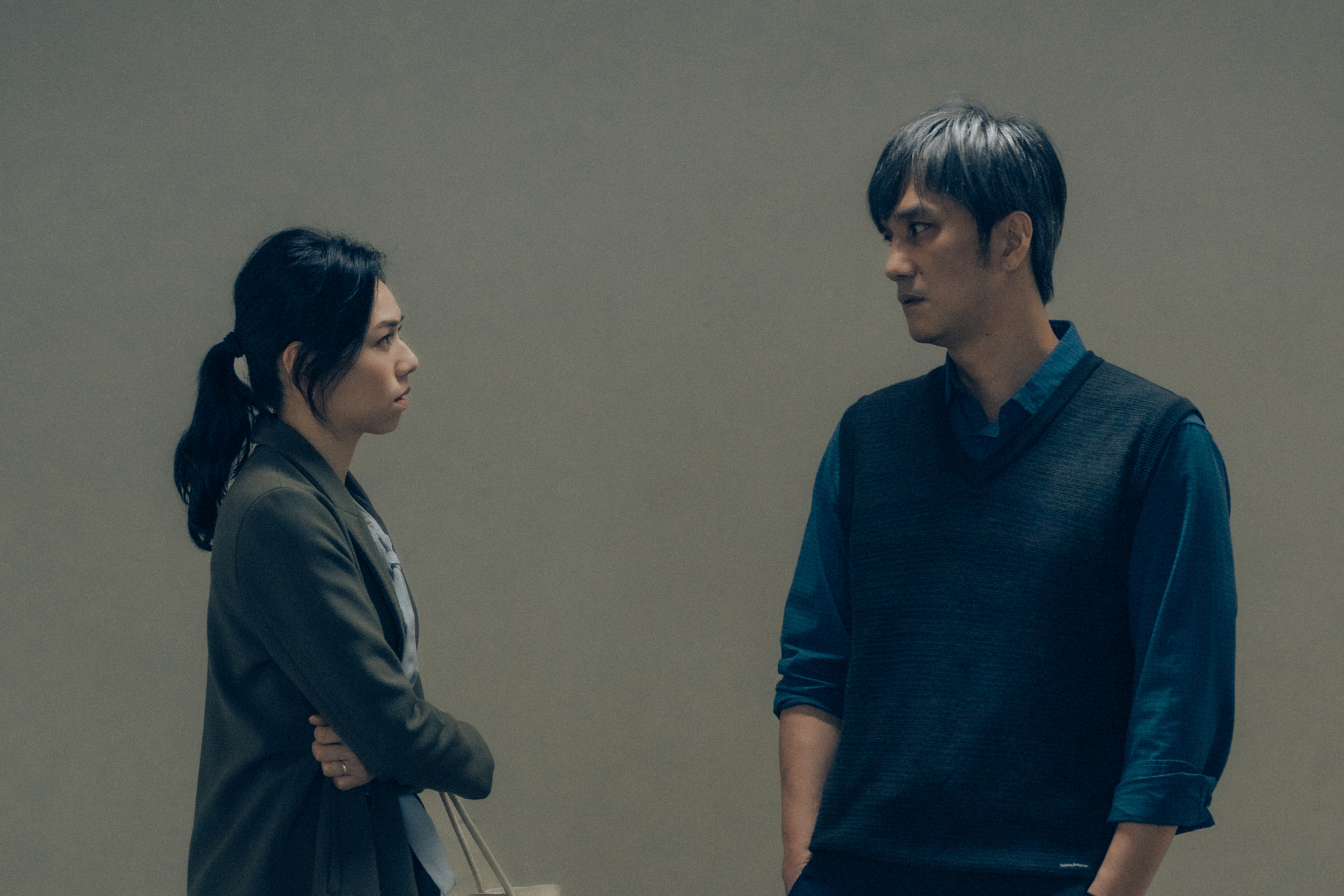 《愛愛內含光》小三介入婚姻 夏于喬、馬志翔重燃欲火成難題。（Netflix提供）