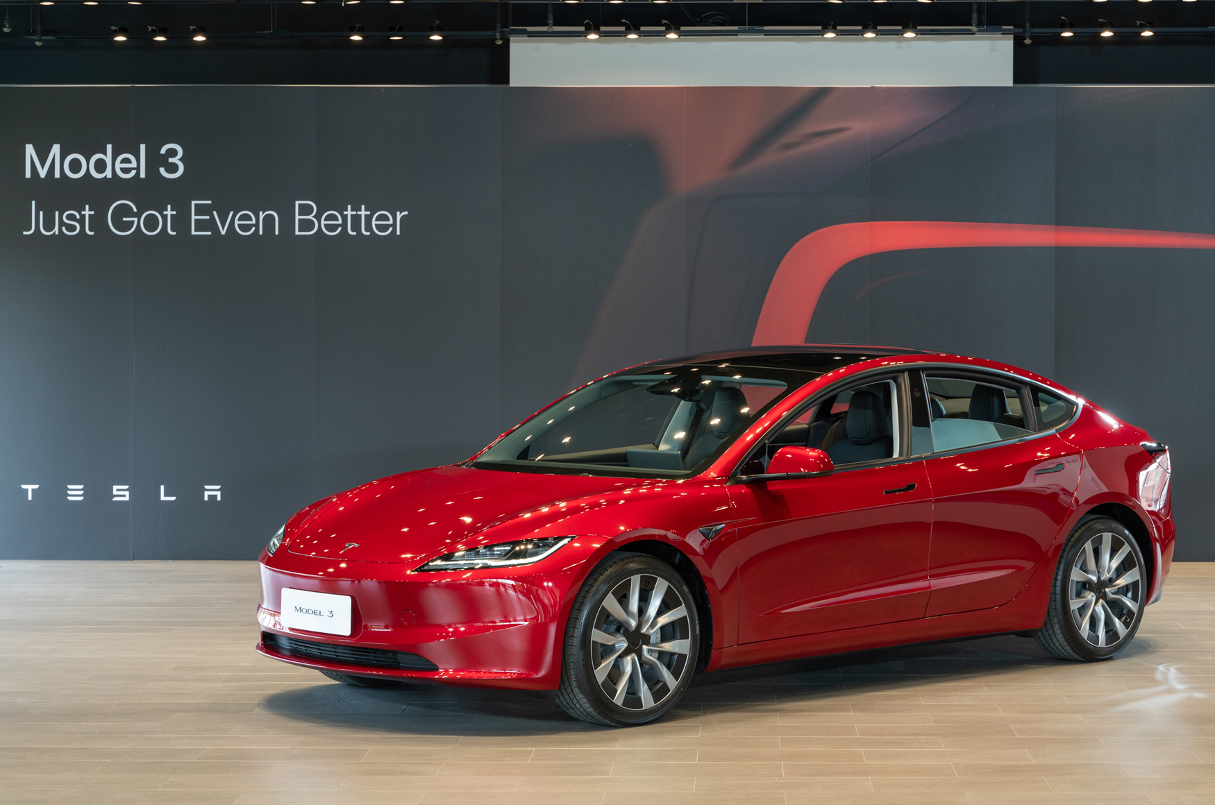 【新車登場】WLTP續航里程達 608 公里!Tesla Model 3 煥新版最快四月中旬開放展示