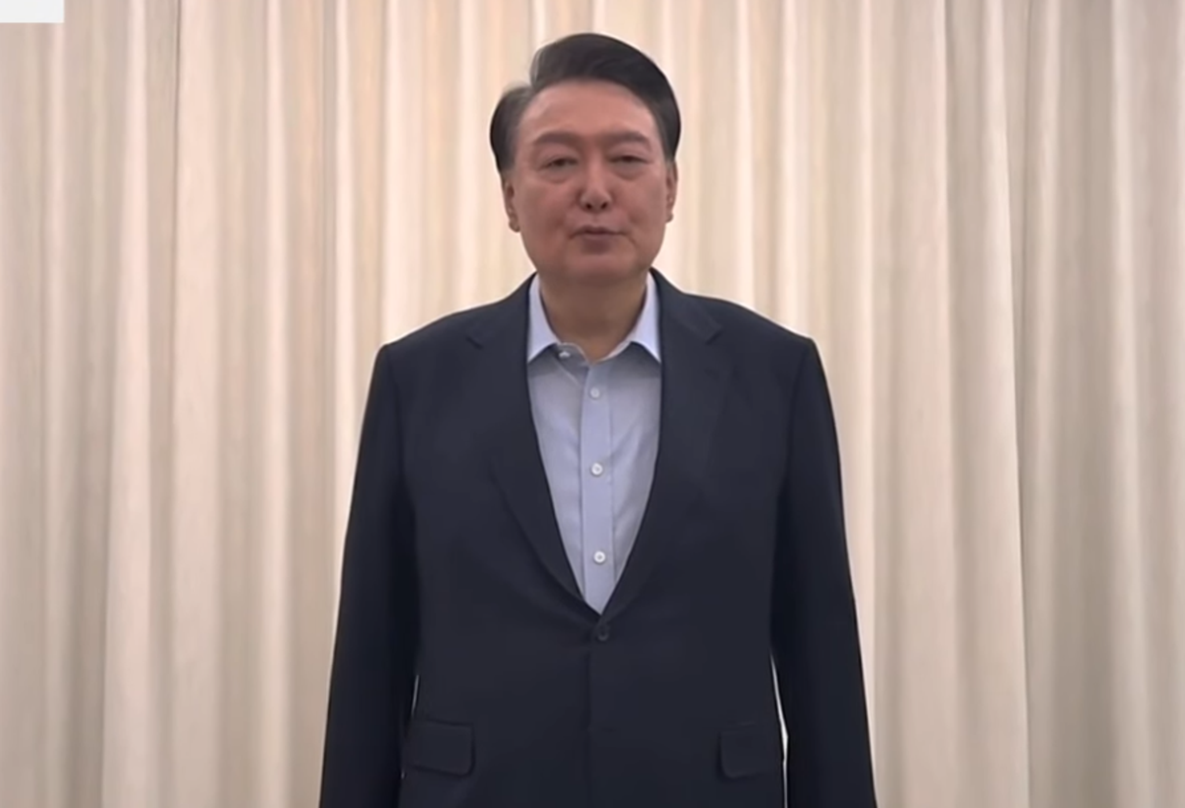尹錫悅遭逮捕前錄製影片發表談話。(翻攝KBS畫面)