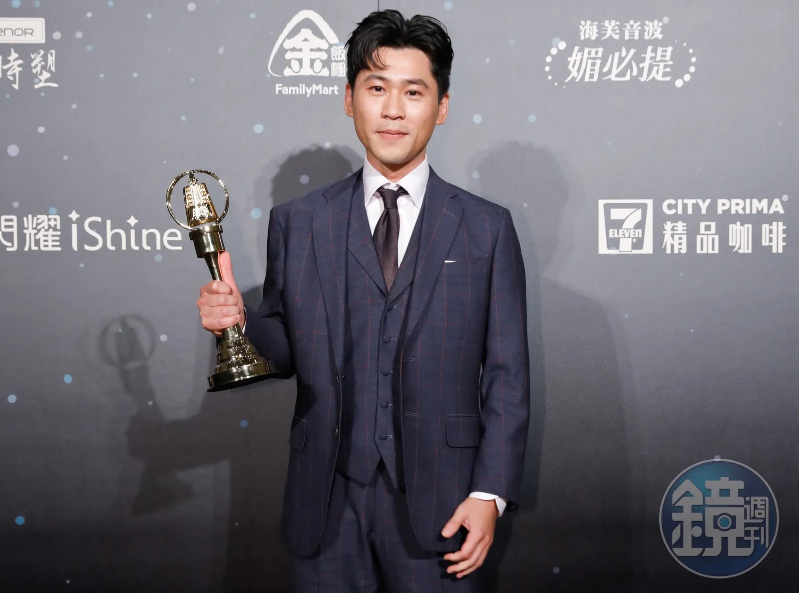 疫情期間黃迪揚完全沒工作,還想去送外送貼補家計,多虧妻子全力支持並鼓勵專注演戲,日後終成功敲響金鐘。(本刊資料照)