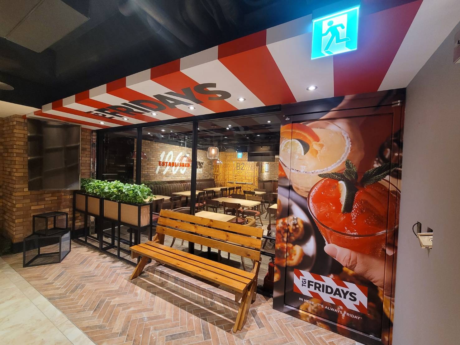 對於TGI FRIDAYS美國總部聲請破產保護，台灣代理商開展餐飲集團今天發聲明回應，強調台灣餐廳營運及財務不受影響。（翻攝自TGI FRIDAYS Taiwan臉書）