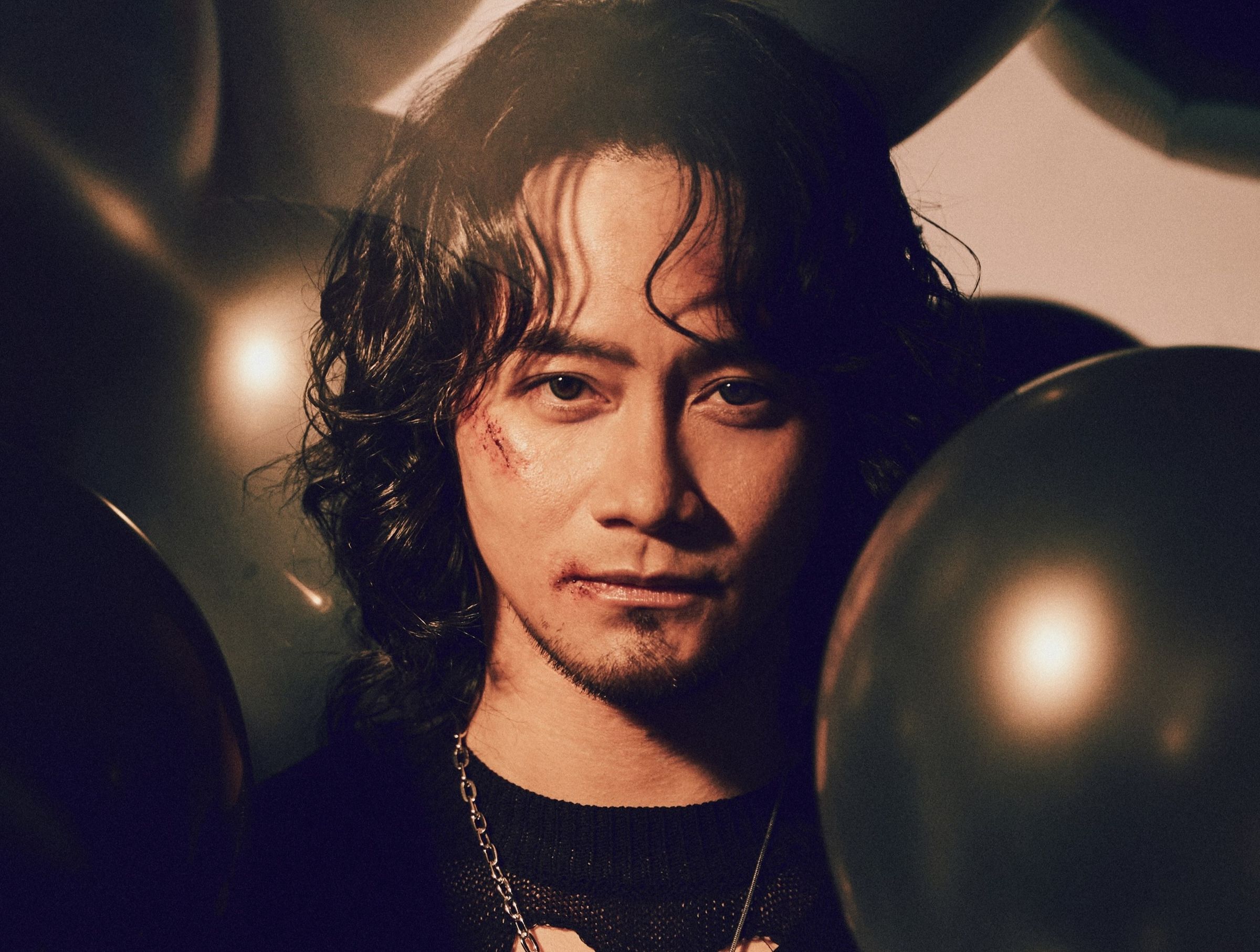 音樂浪人大Q秉洛全新單曲〈至少我還有勇氣唱情歌(For you)〉4/12於各大數位平台上架。(索尼音樂提供)