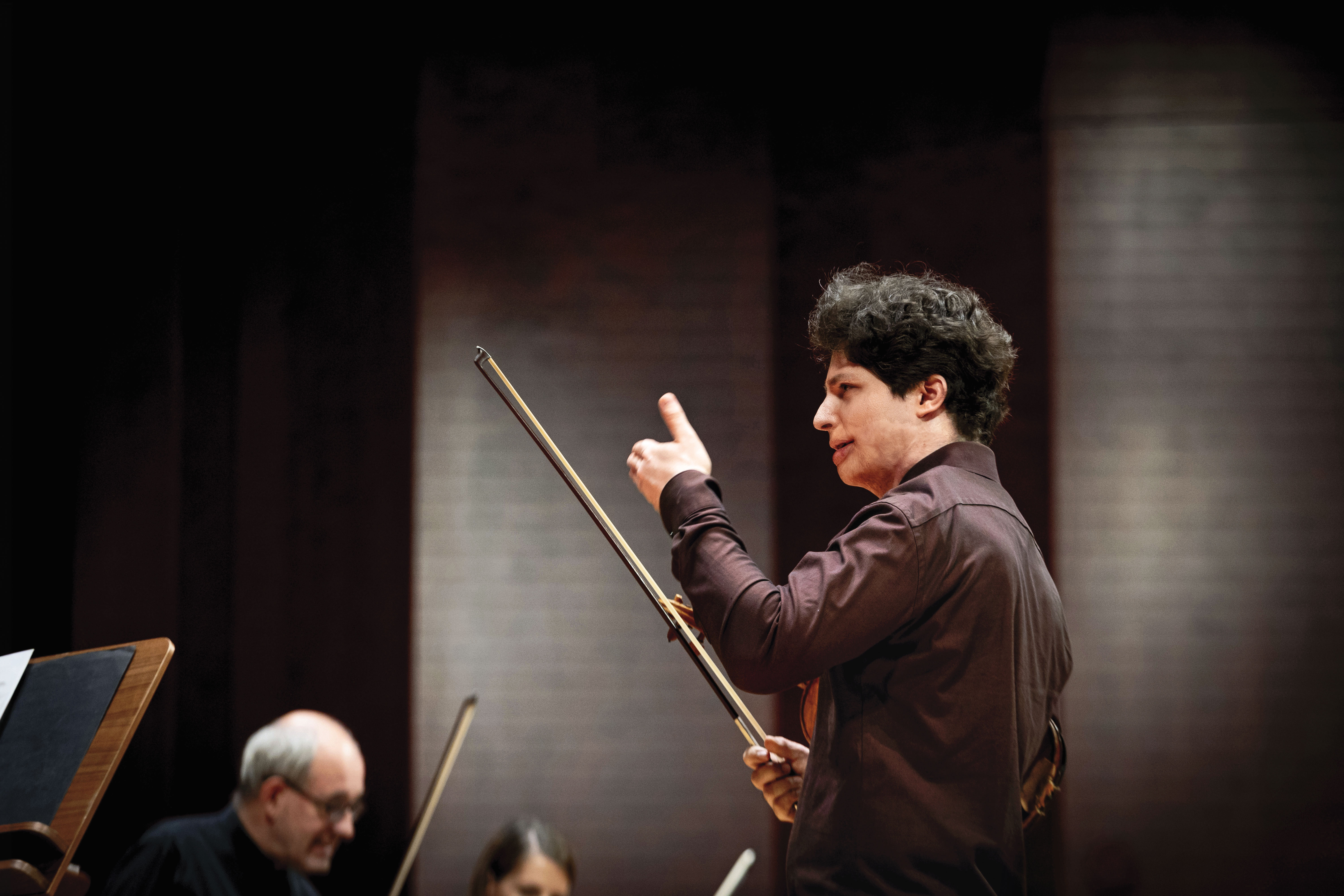 哈德利希自曝是個細節控，與樂團彩排時，會一再討論曲子裡各種小細節。