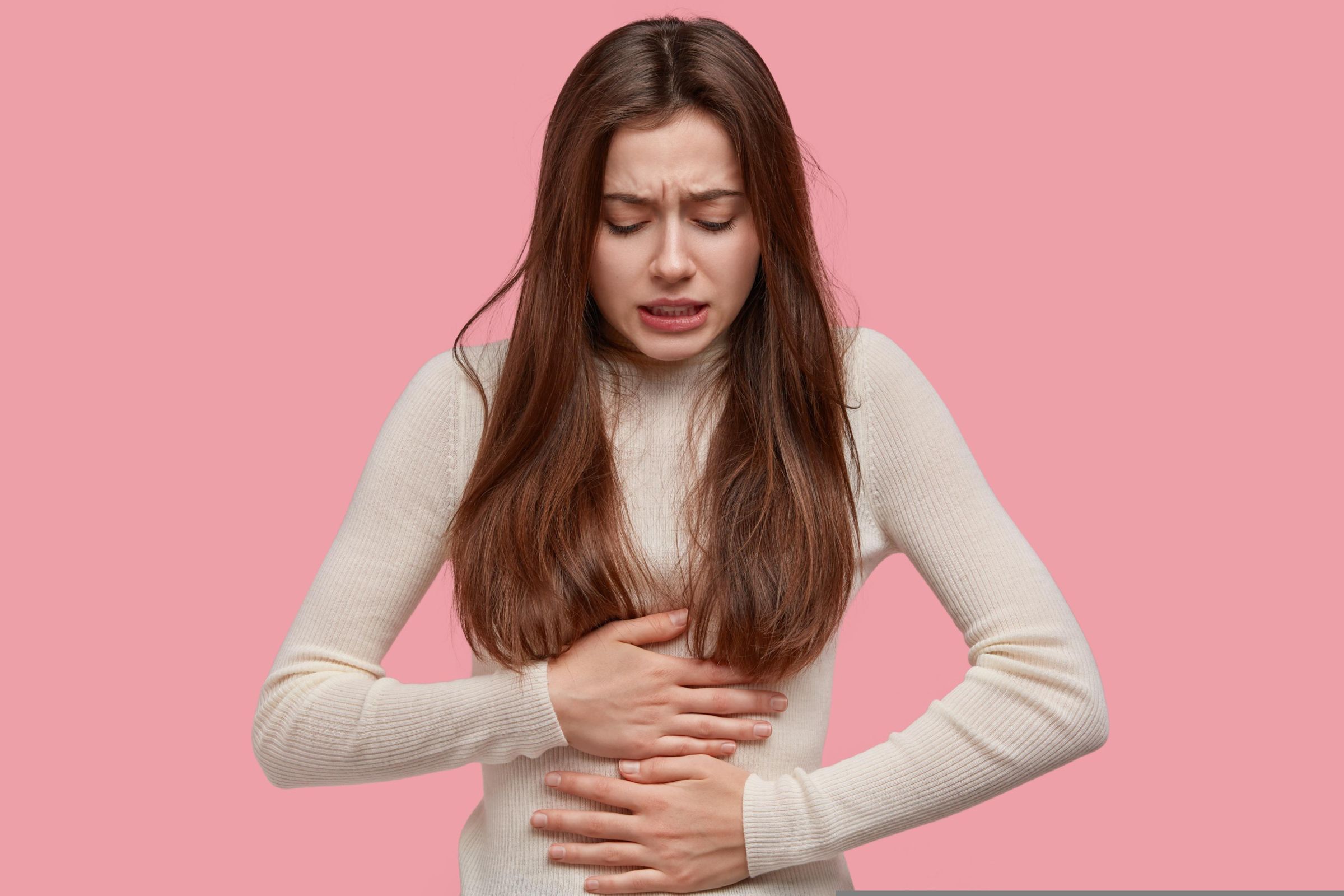 不少女性生理期會出現腹痛、腰痠背痛、頭痛、食欲驟減等；示意圖。（Pixabay／Image by Saranya7）