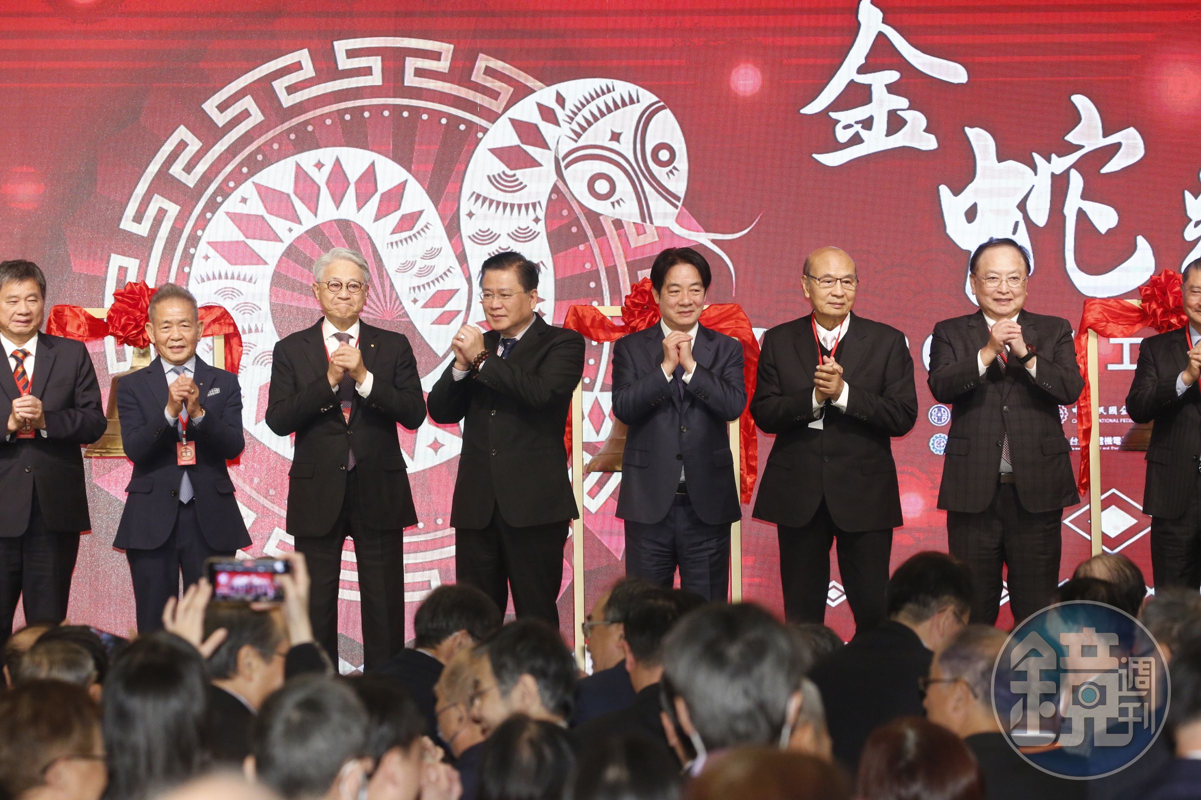 賴清德今出席工商團體春節聯誼活動,致詞時回應藍營普發現金的主張。