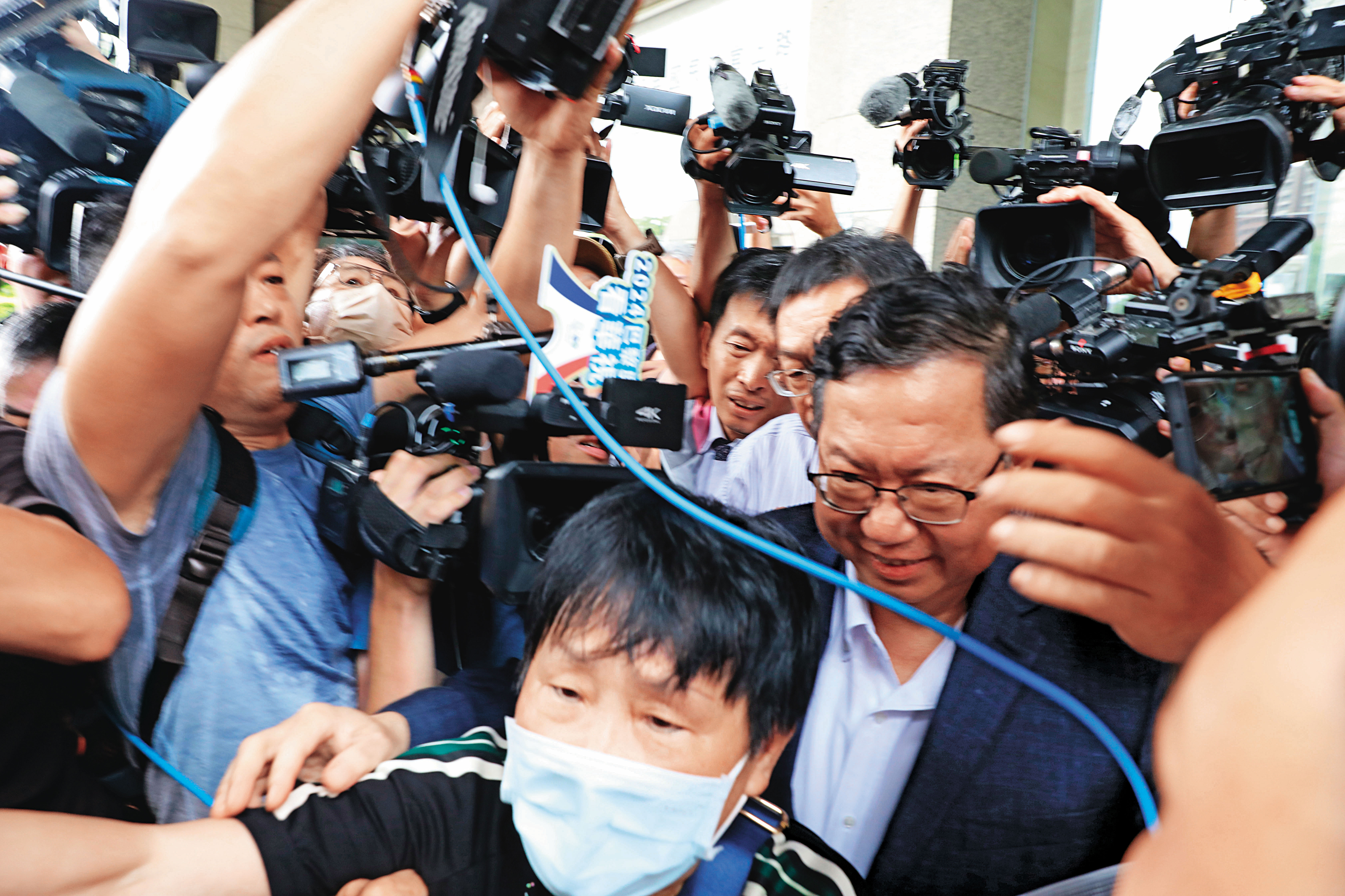 鄭文燦日前在法庭上強力為自己清白辯護，滔滔不絕闡述1小時，說明檢方對他有所誤解。